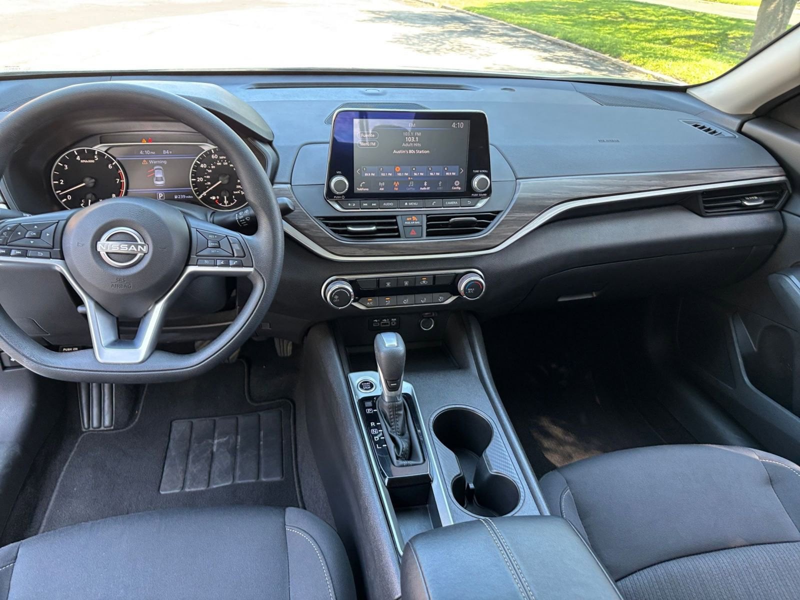 Thumbnail: 2025 Nissan Altima - 28