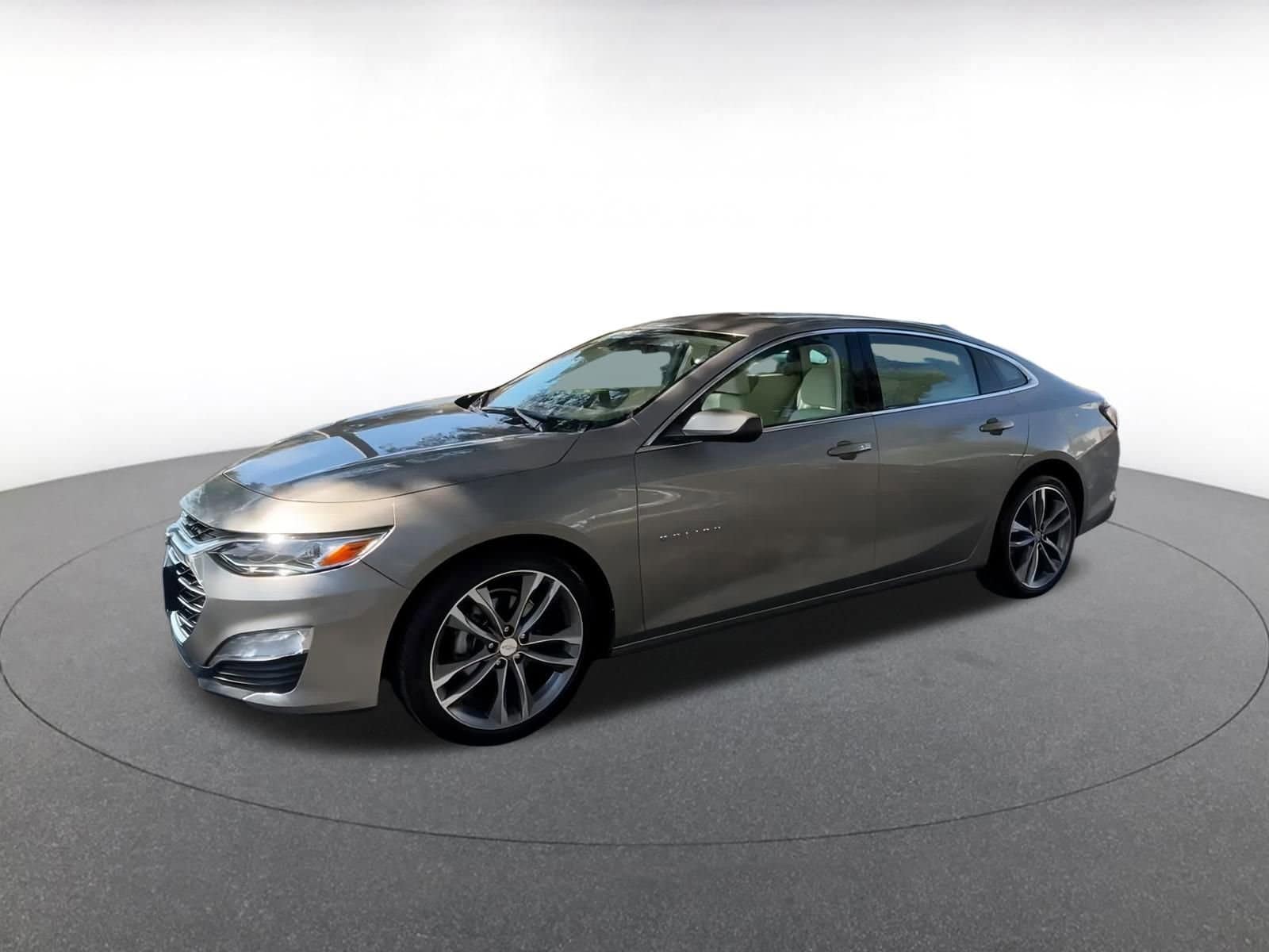 Thumbnail: 2024 Chevrolet Malibu - 7