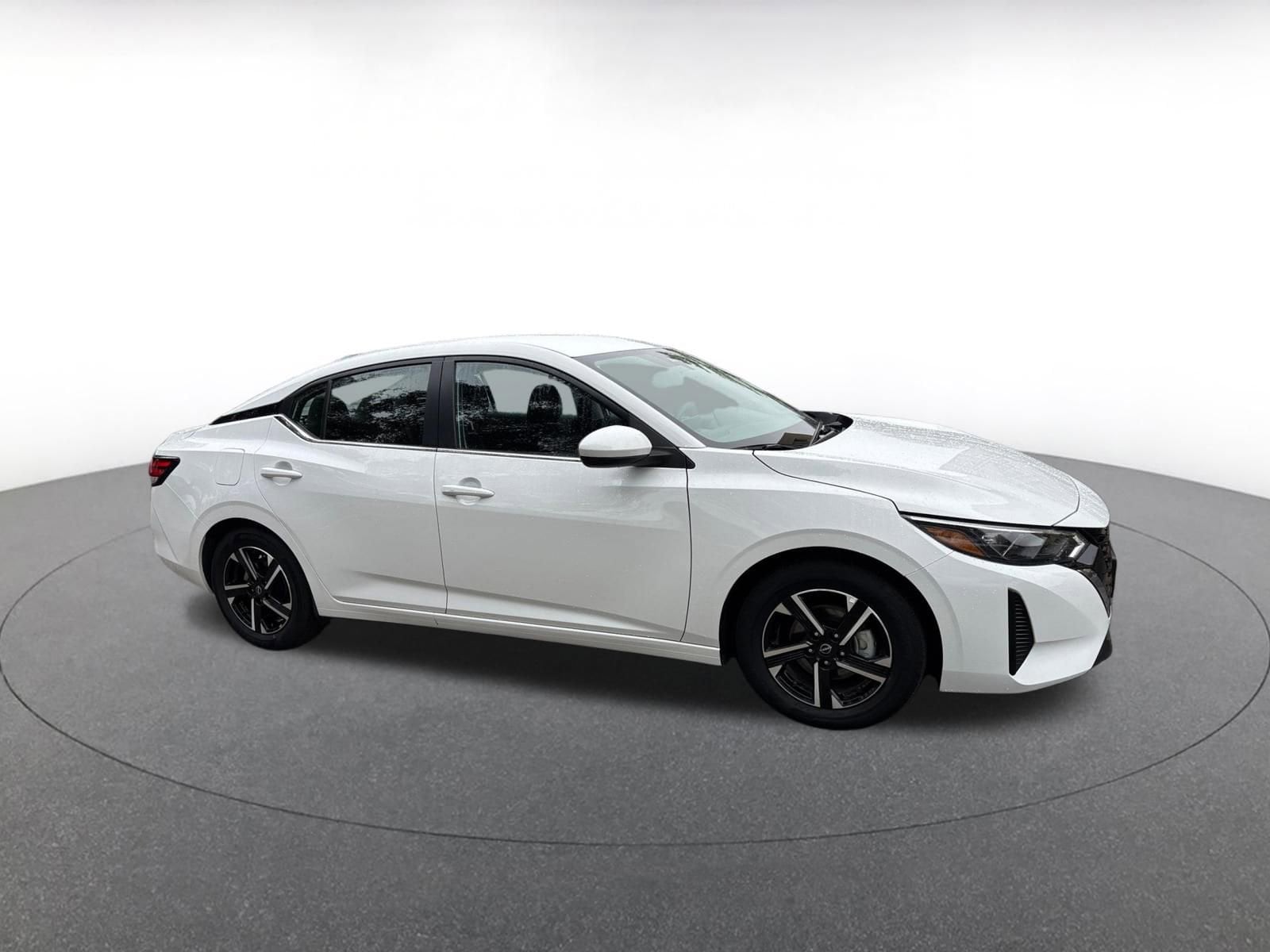 Thumbnail: 2025 Nissan Sentra - 1