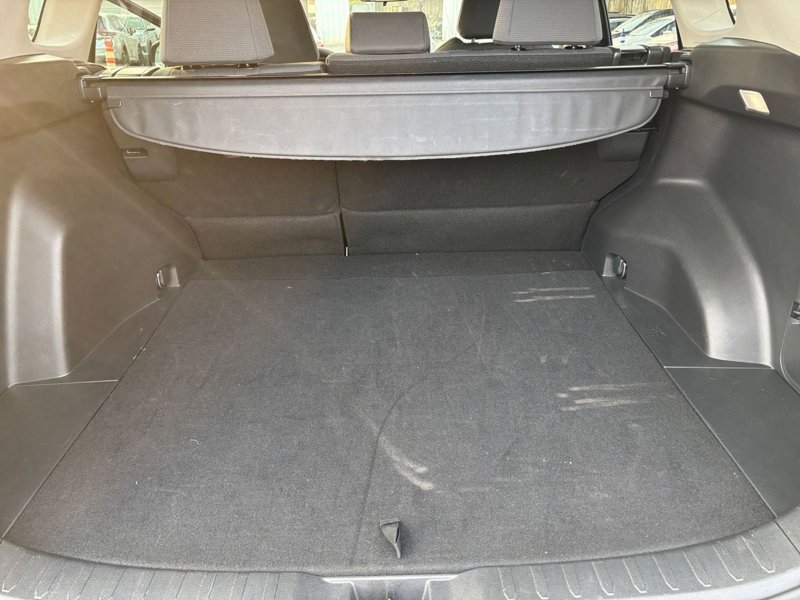 Thumbnail: 2025 Toyota RAV4 - 25