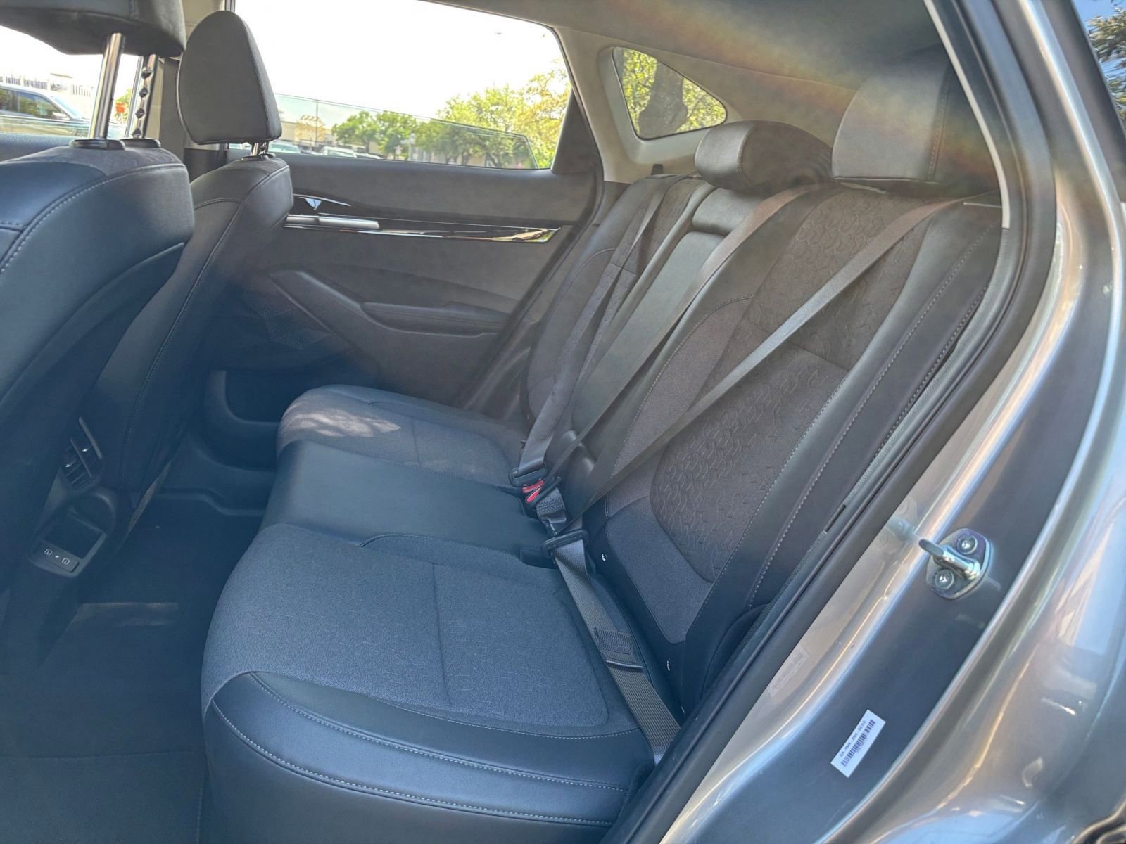 Thumbnail: 2025 Kia Seltos - 21