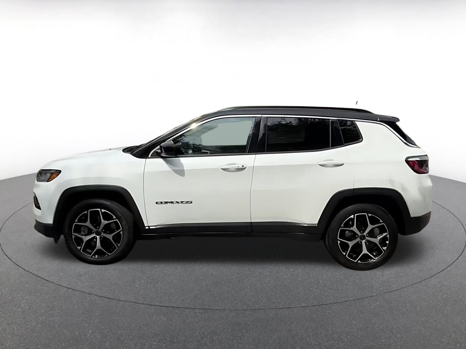 Thumbnail: 2025 Jeep Compass - 8
