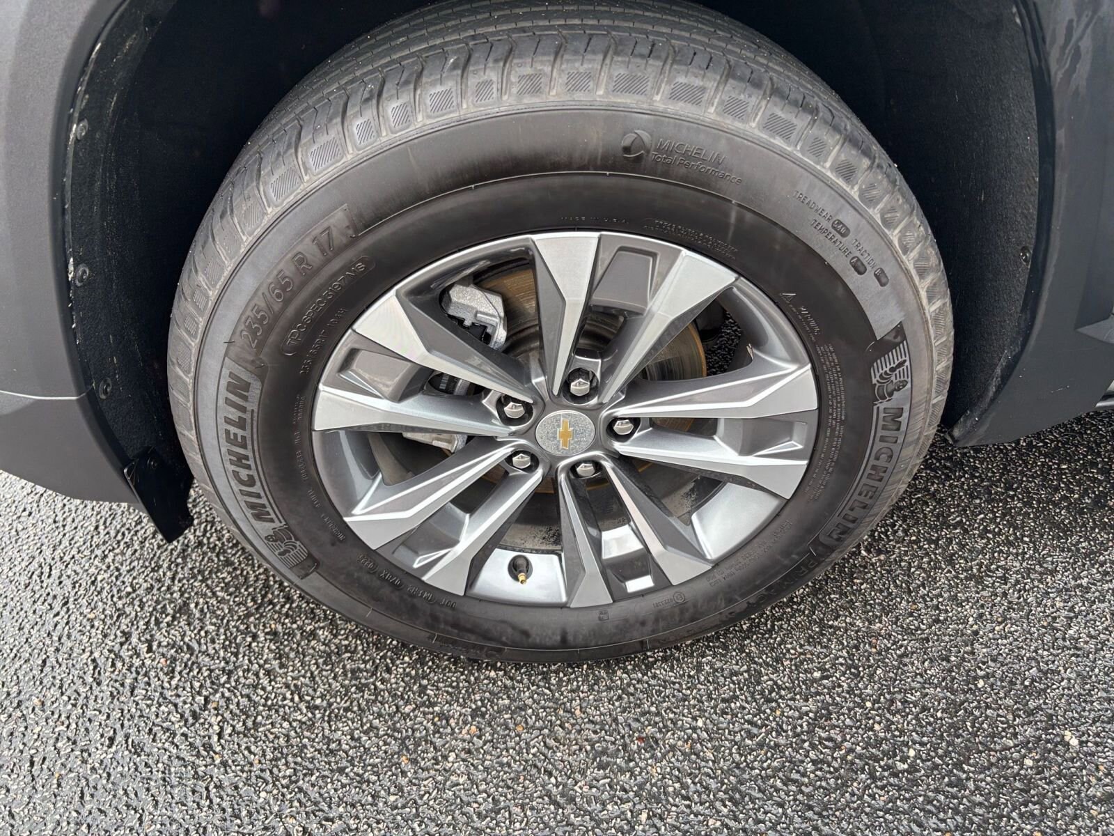 Thumbnail: 2025 Chevrolet Equinox - 23