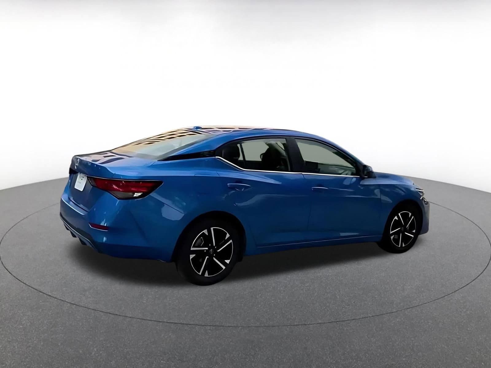 Thumbnail: 2025 Nissan Sentra - 13