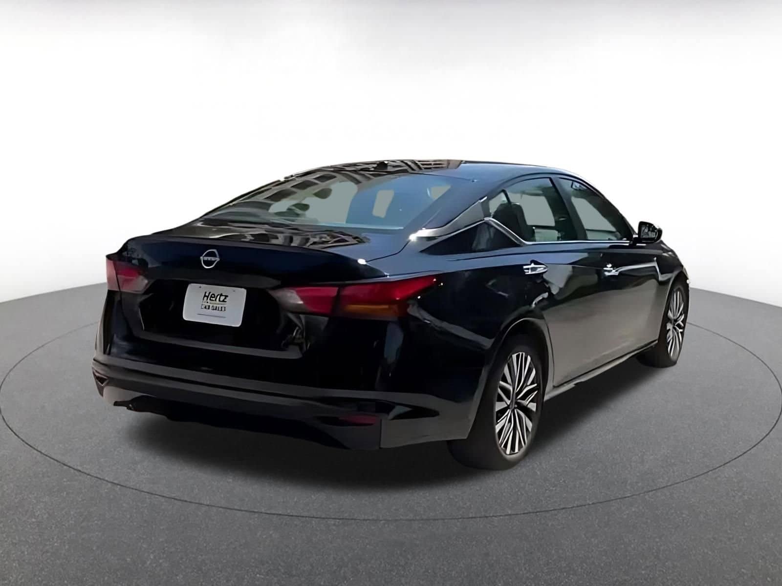Thumbnail: 2025 Nissan Altima - 13