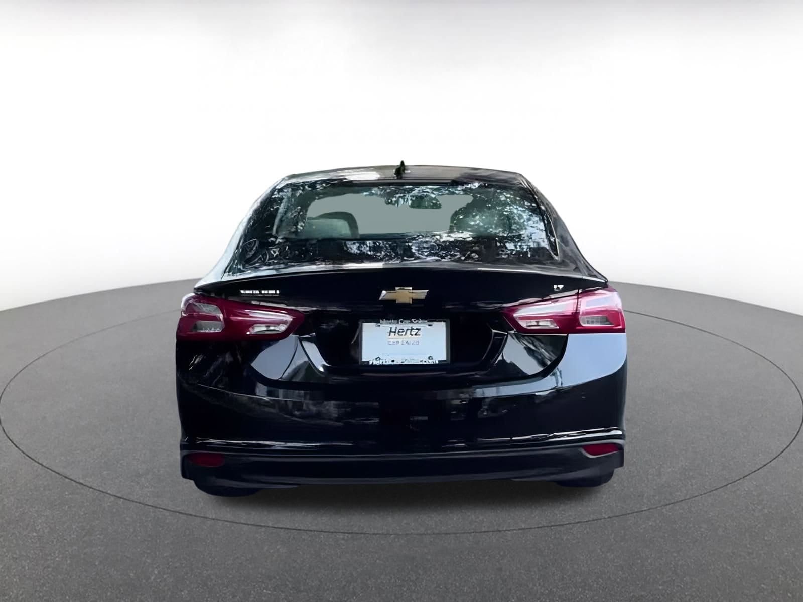 Thumbnail: 2024 Chevrolet Malibu - 6