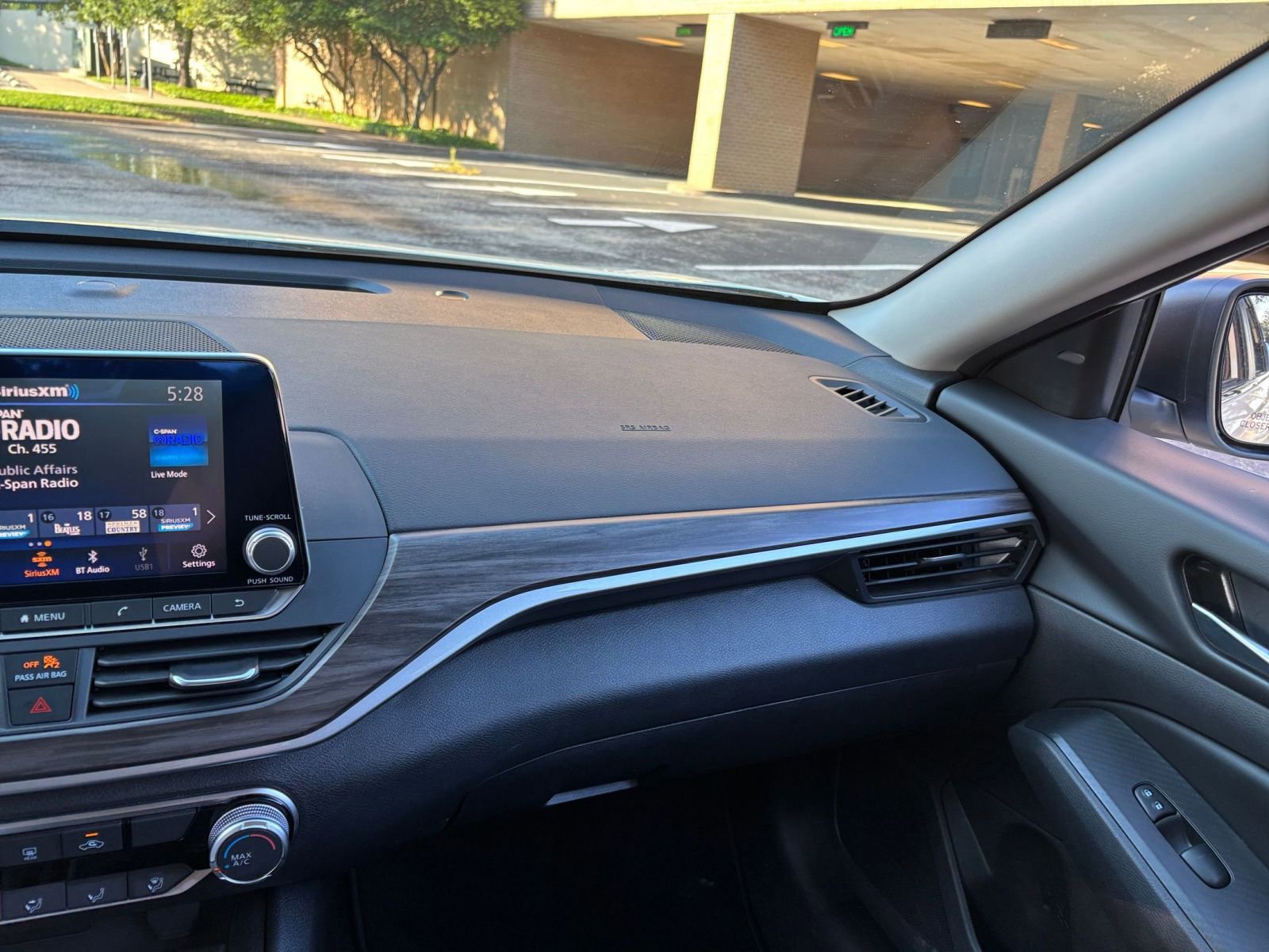 Thumbnail: 2025 Nissan Altima - 30