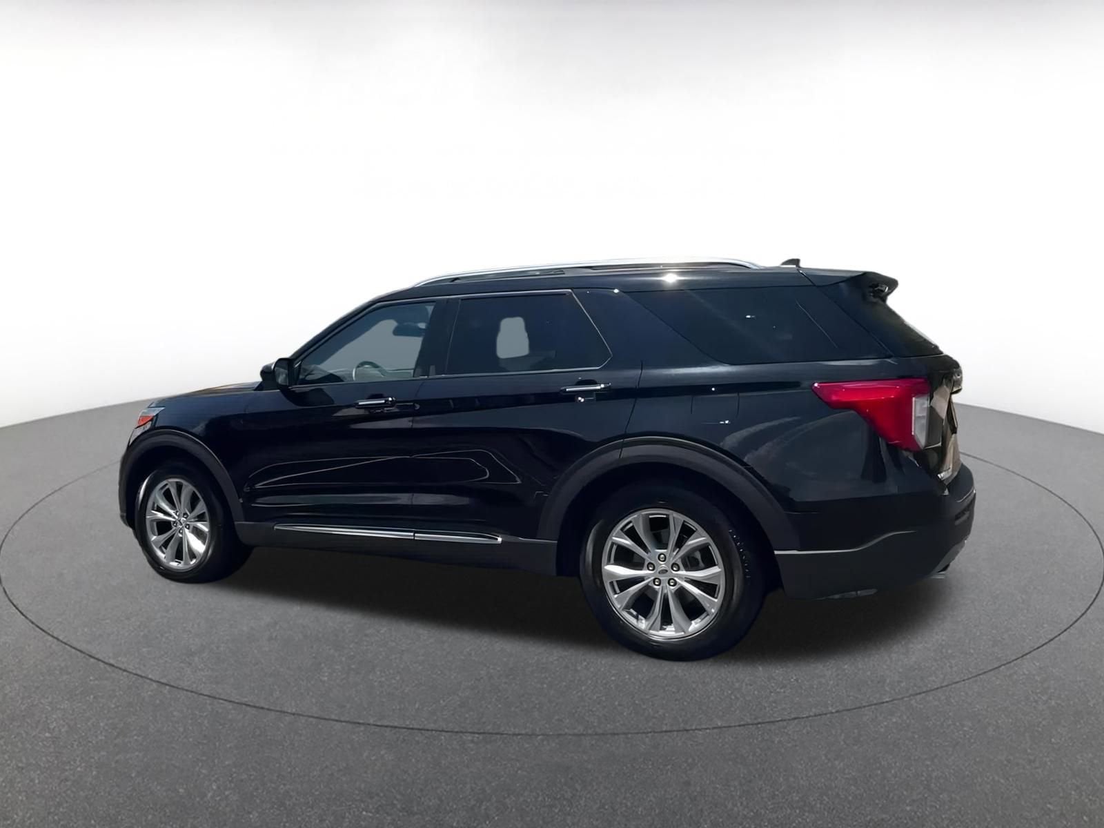 Thumbnail: 2024 Ford Explorer - 10
