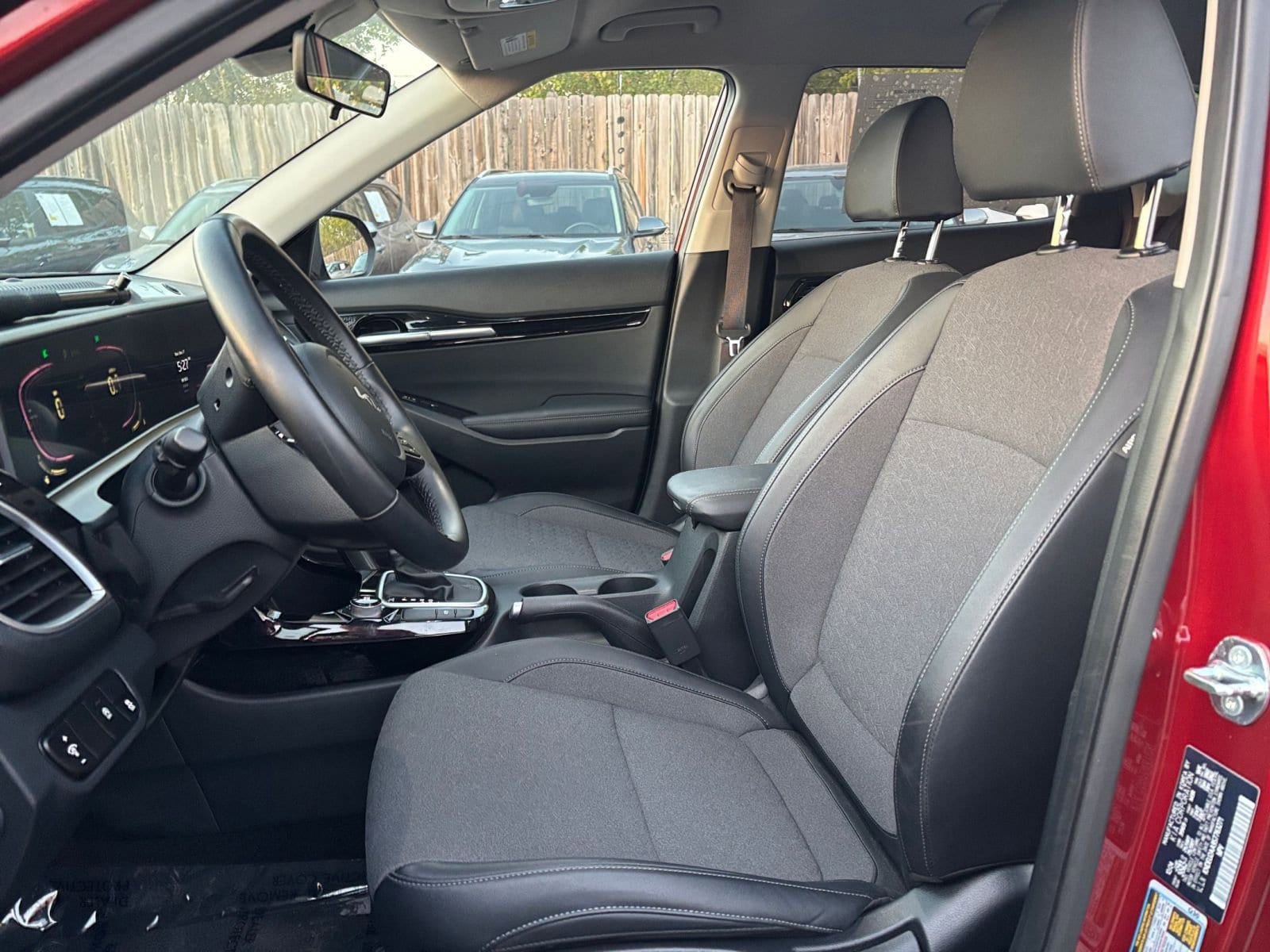 Thumbnail: 2025 Kia Seltos - 21