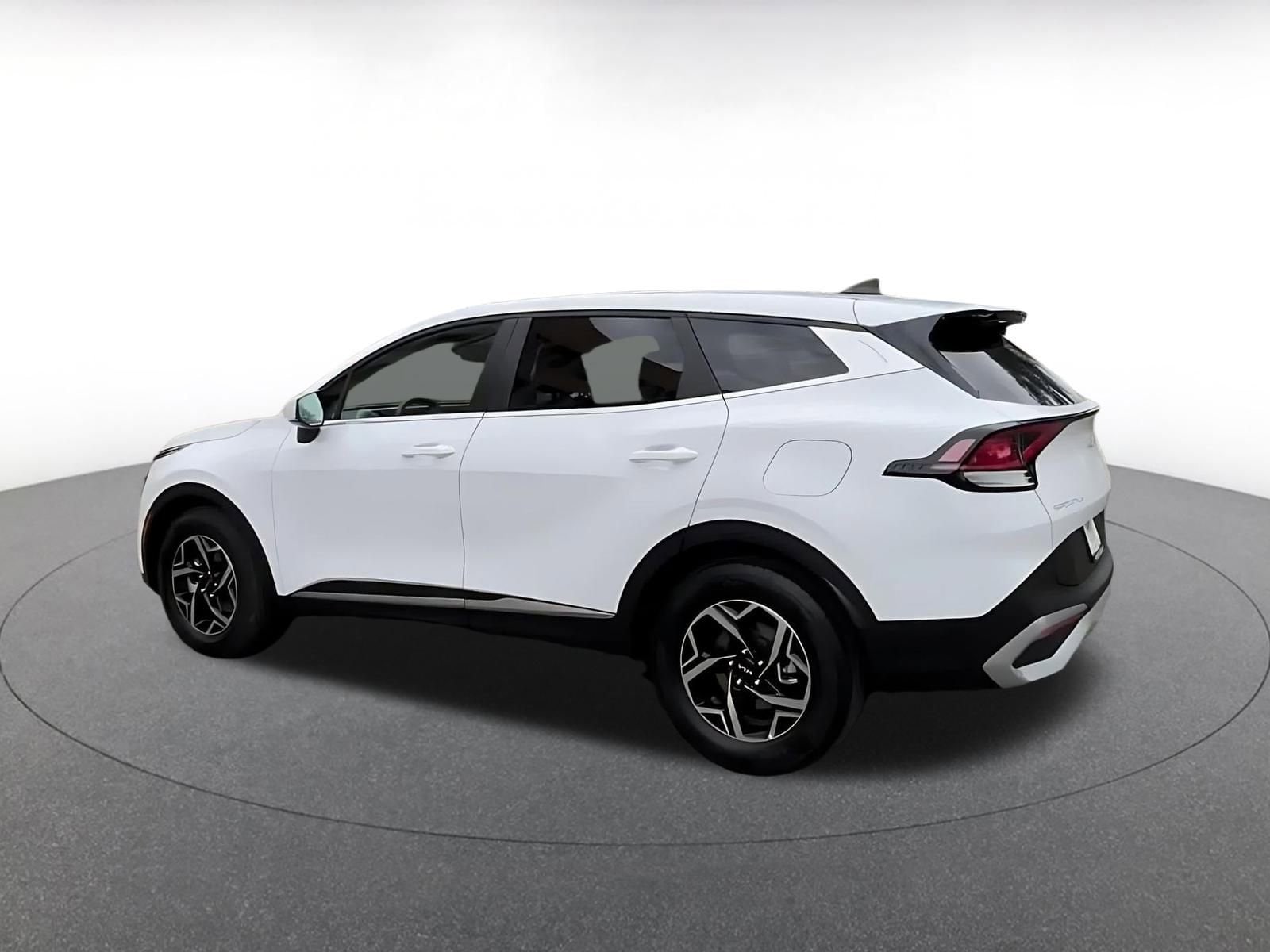 Thumbnail: 2025 Kia Sportage - 10