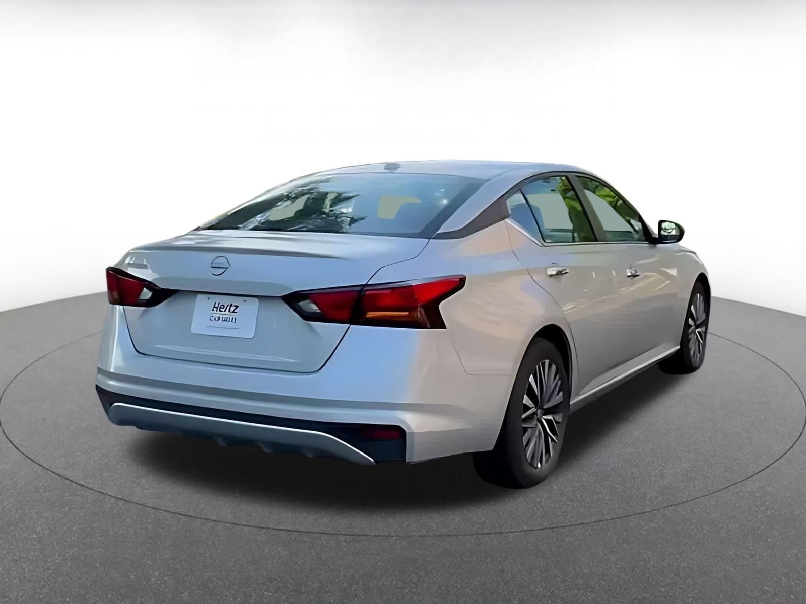 Thumbnail: 2025 Nissan Altima - 15
