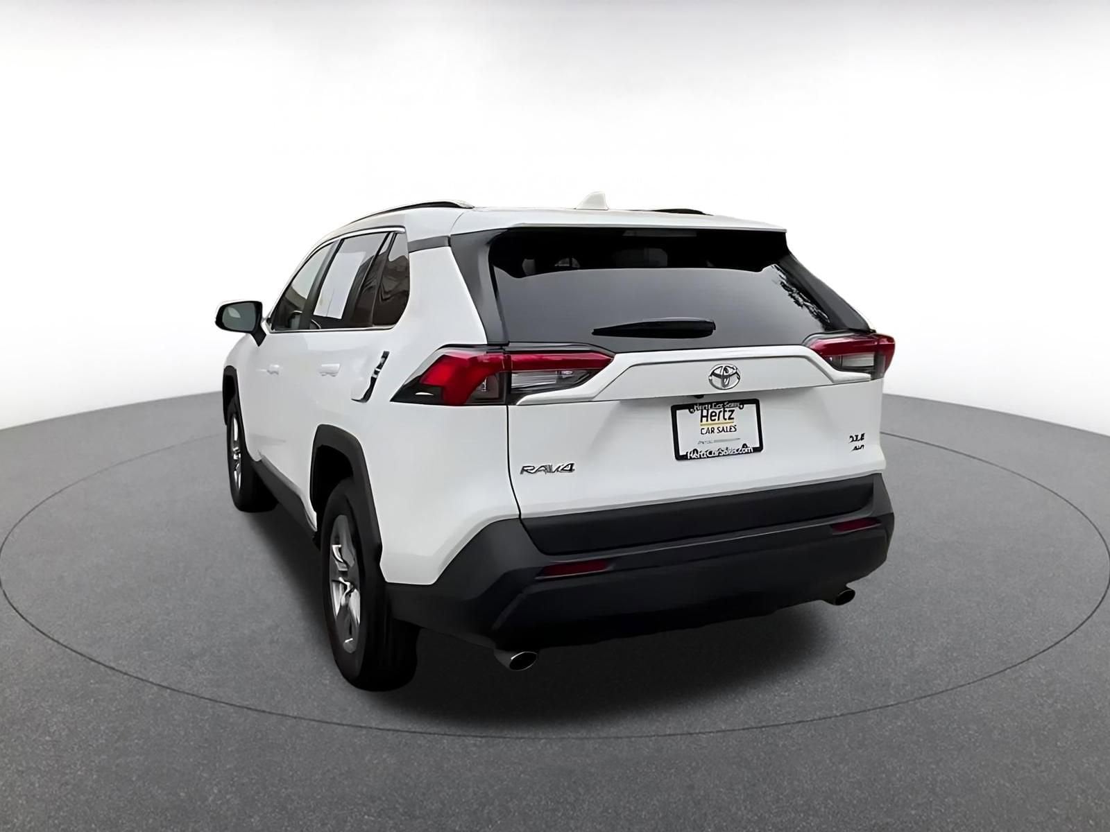 Thumbnail: 2025 Toyota RAV4 - 11