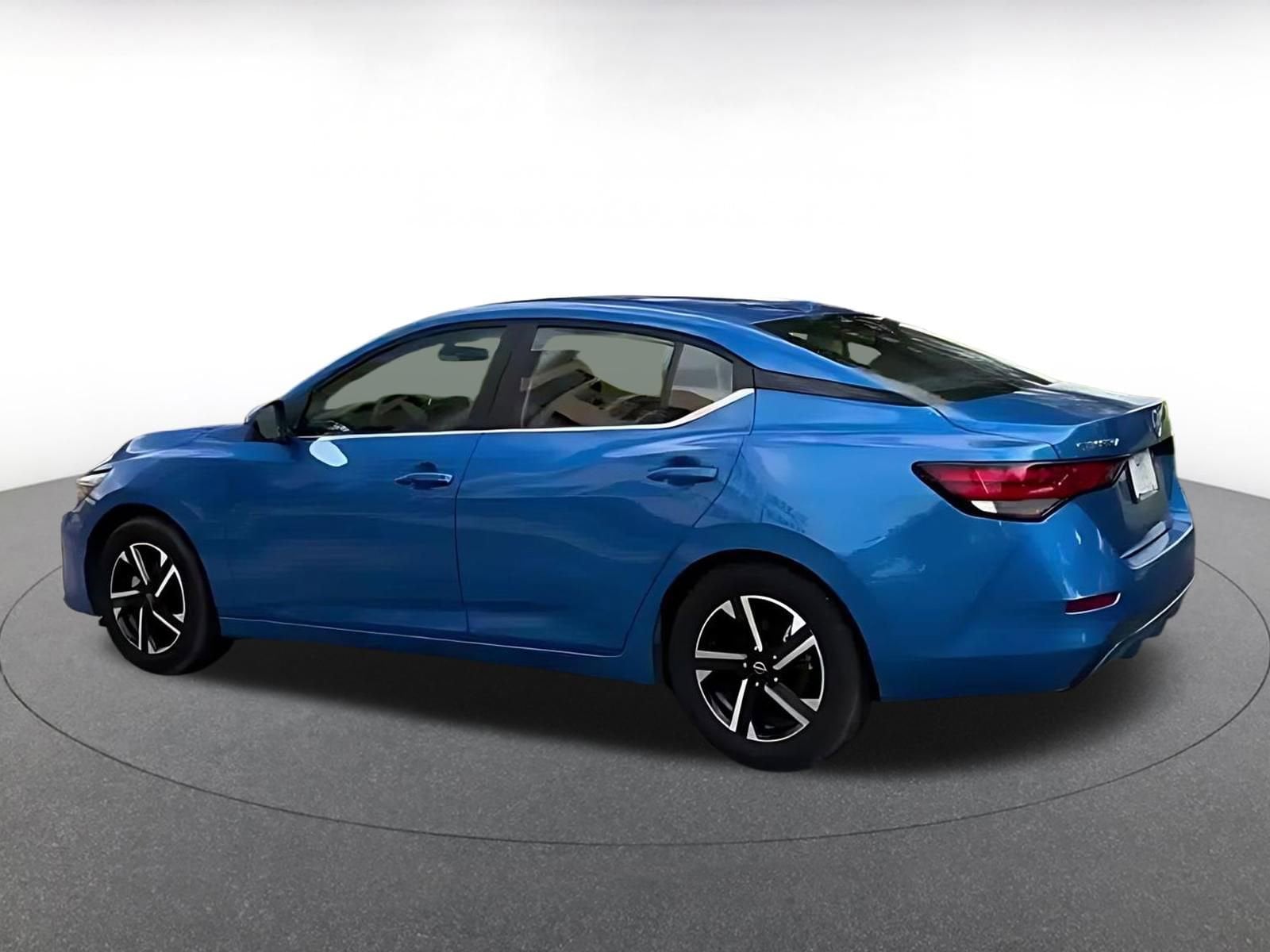 Thumbnail: 2025 Nissan Sentra - 16