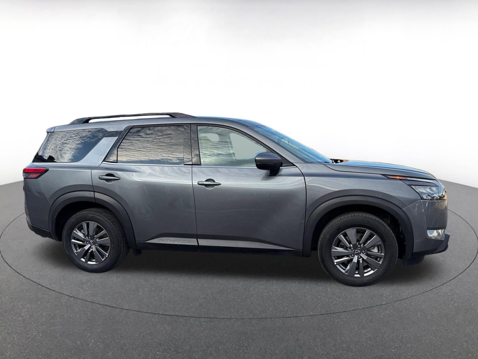 Thumbnail: 2025 Nissan Pathfinder - 13