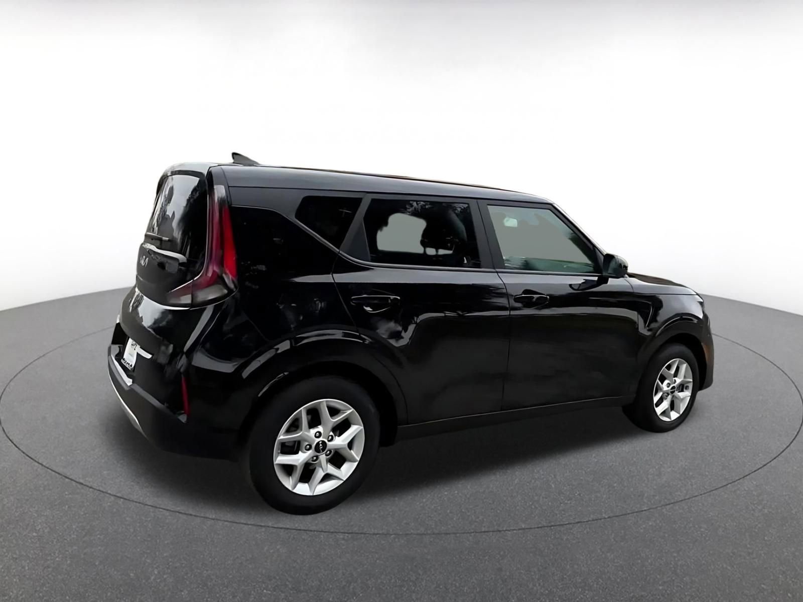 Thumbnail: 2025 Kia Soul - 13