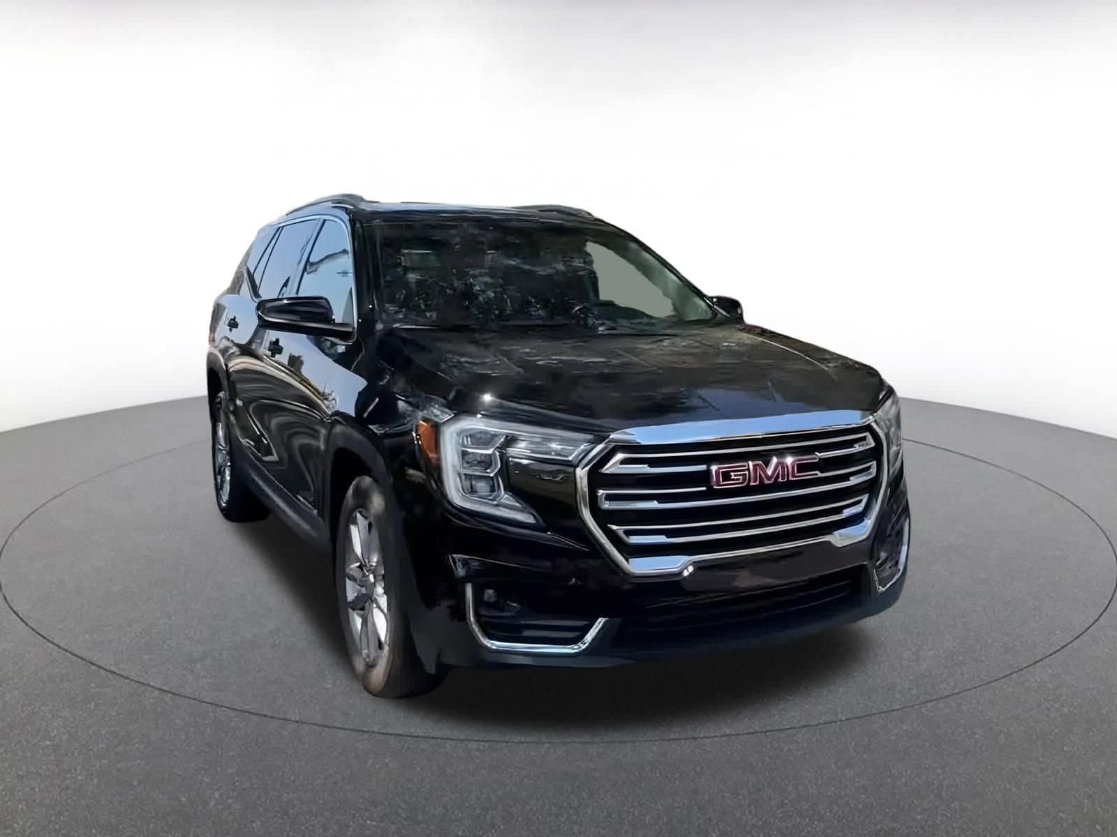 Thumbnail: 2023 GMC Terrain - 3