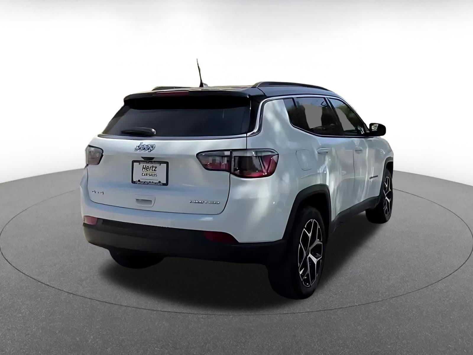 Thumbnail: 2025 Jeep Compass - 13