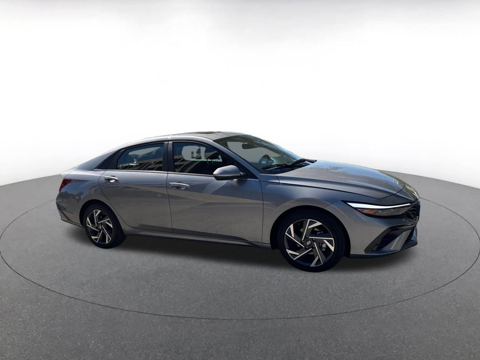 Thumbnail: 2025 Hyundai Elantra - 1