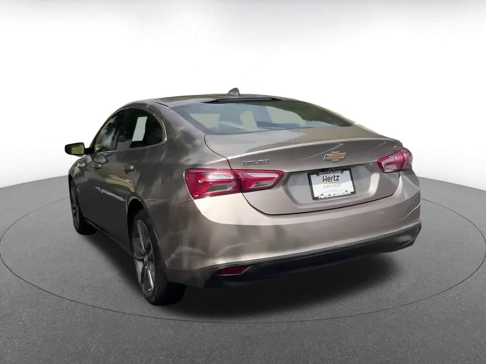 Thumbnail: 2024 Chevrolet Malibu - 10
