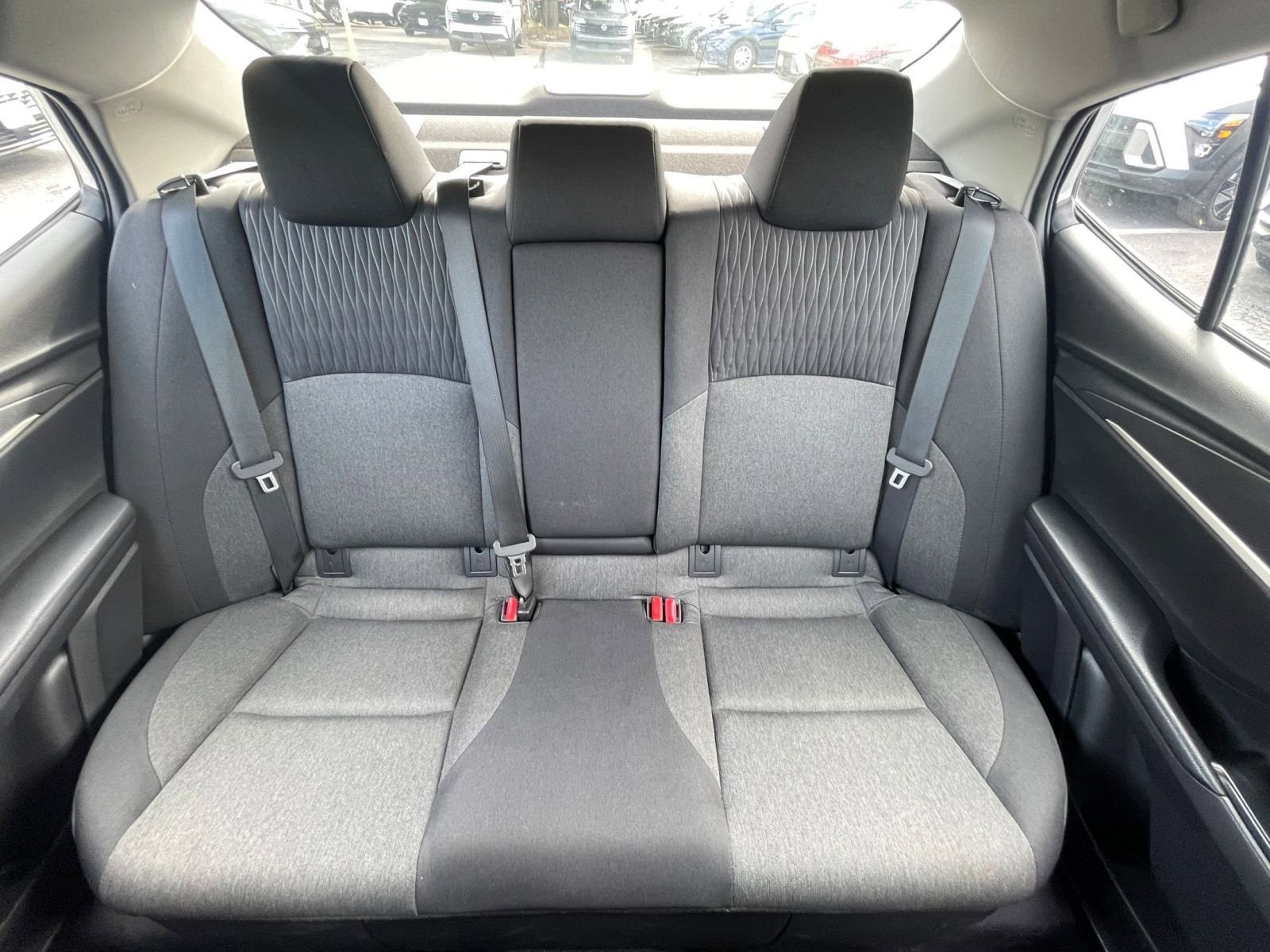 Thumbnail: 2025 Toyota Camry - 32