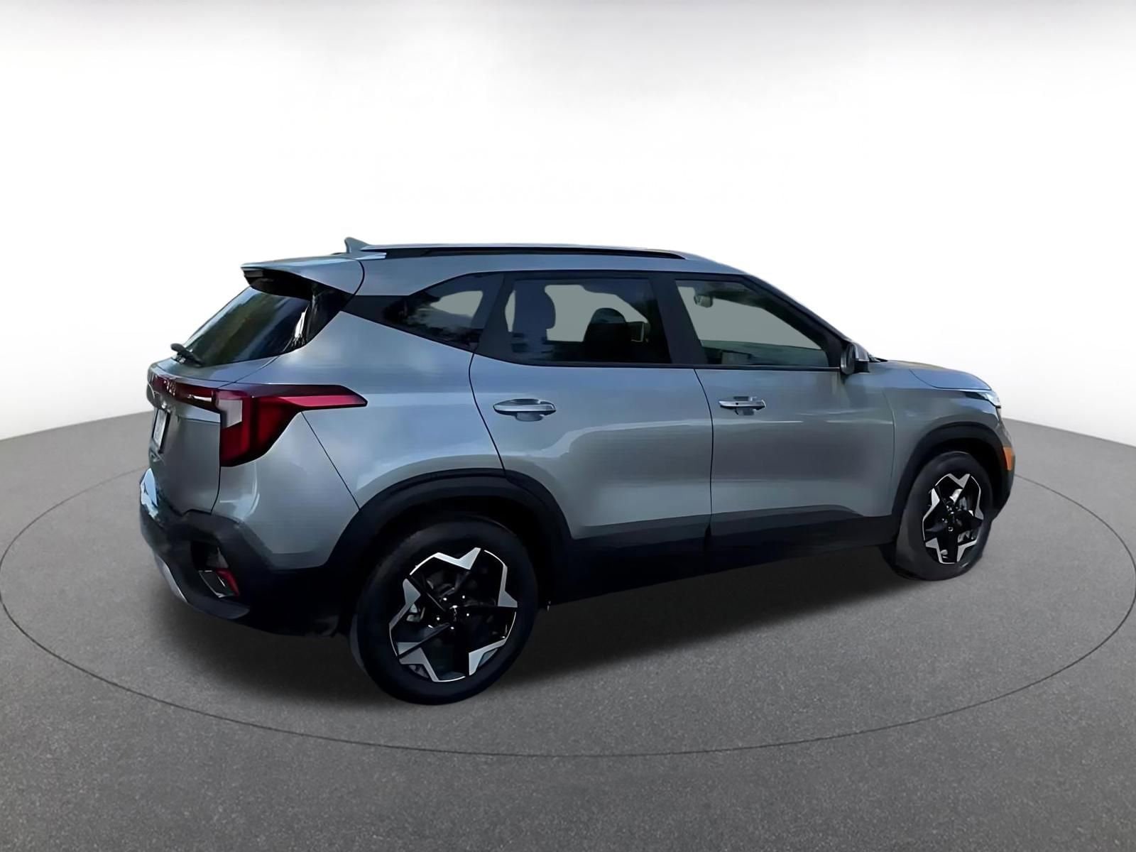 Thumbnail: 2025 Kia Seltos - 13