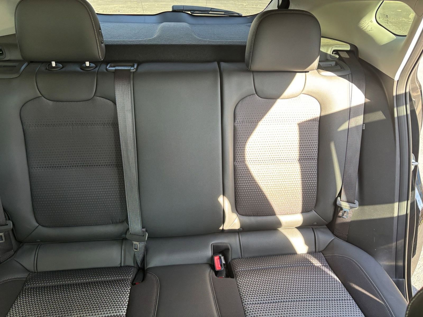 Thumbnail: 2025 Chevrolet Trax - 32