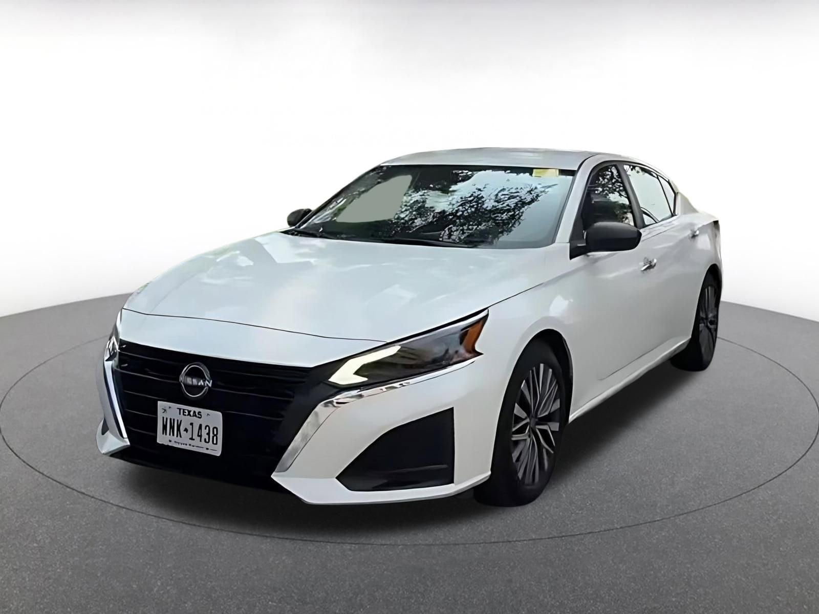 Thumbnail: 2025 Nissan Altima - 6