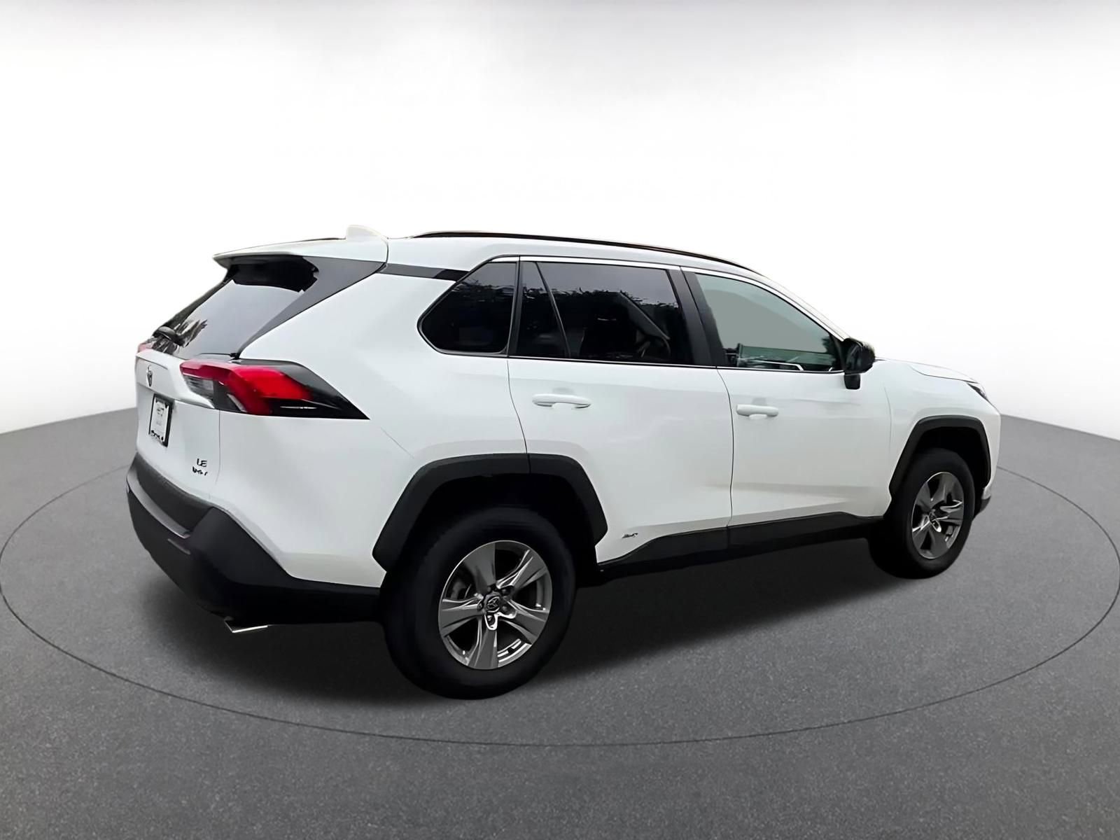 Thumbnail: 2025 Toyota RAV4 - 15