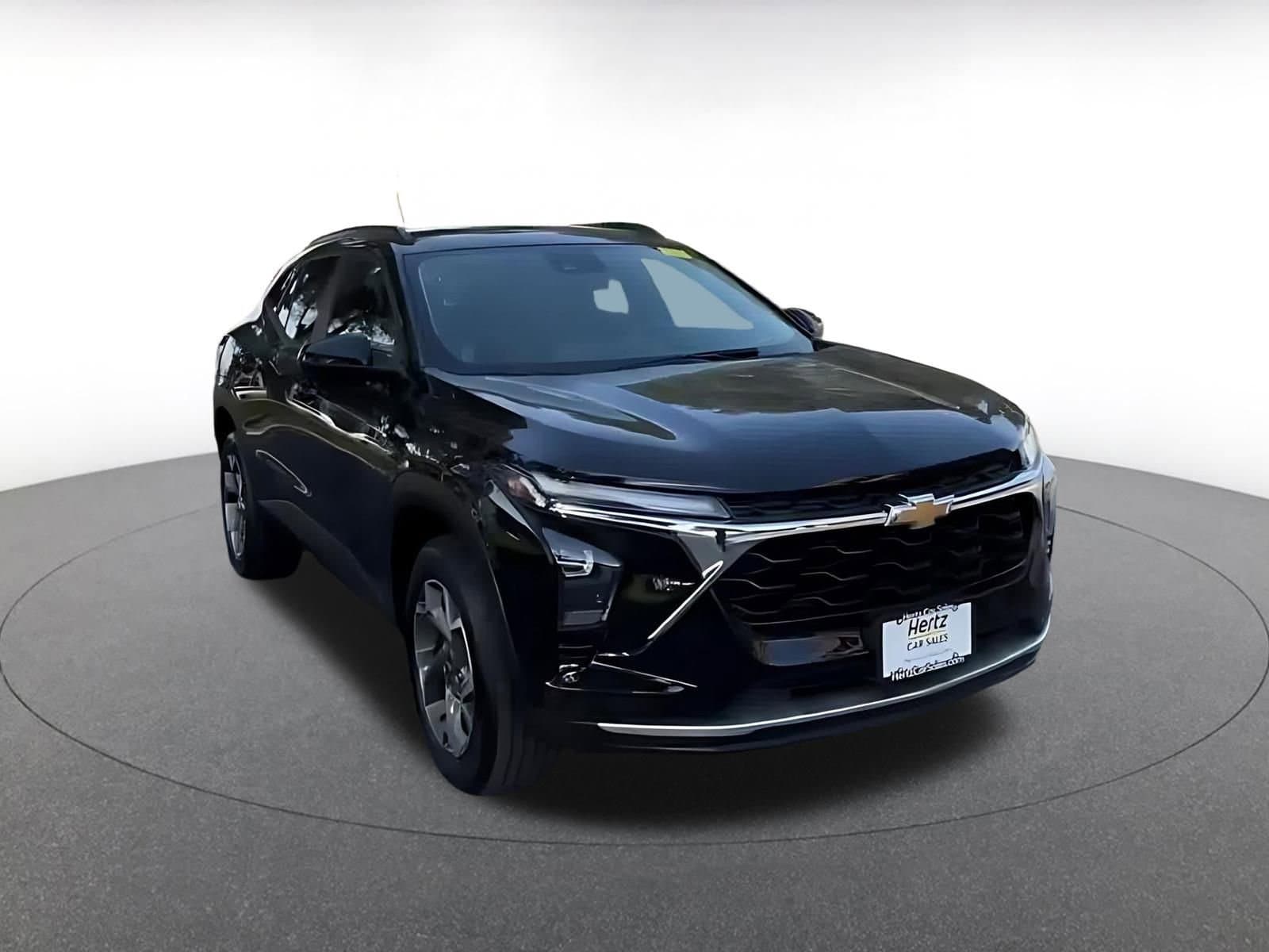 Thumbnail: 2025 Chevrolet Trax - 3