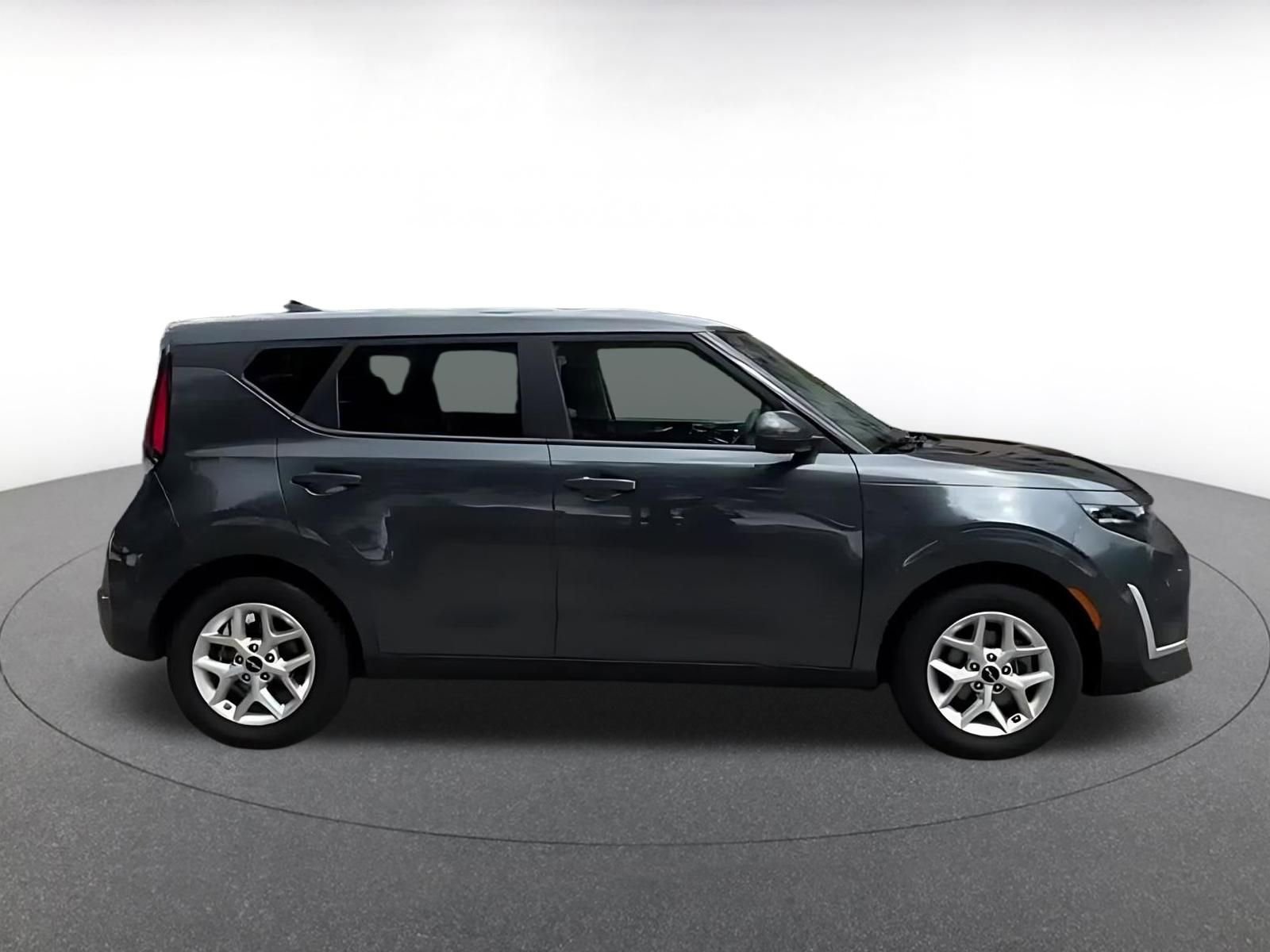 Thumbnail: 2025 Kia Soul - 16