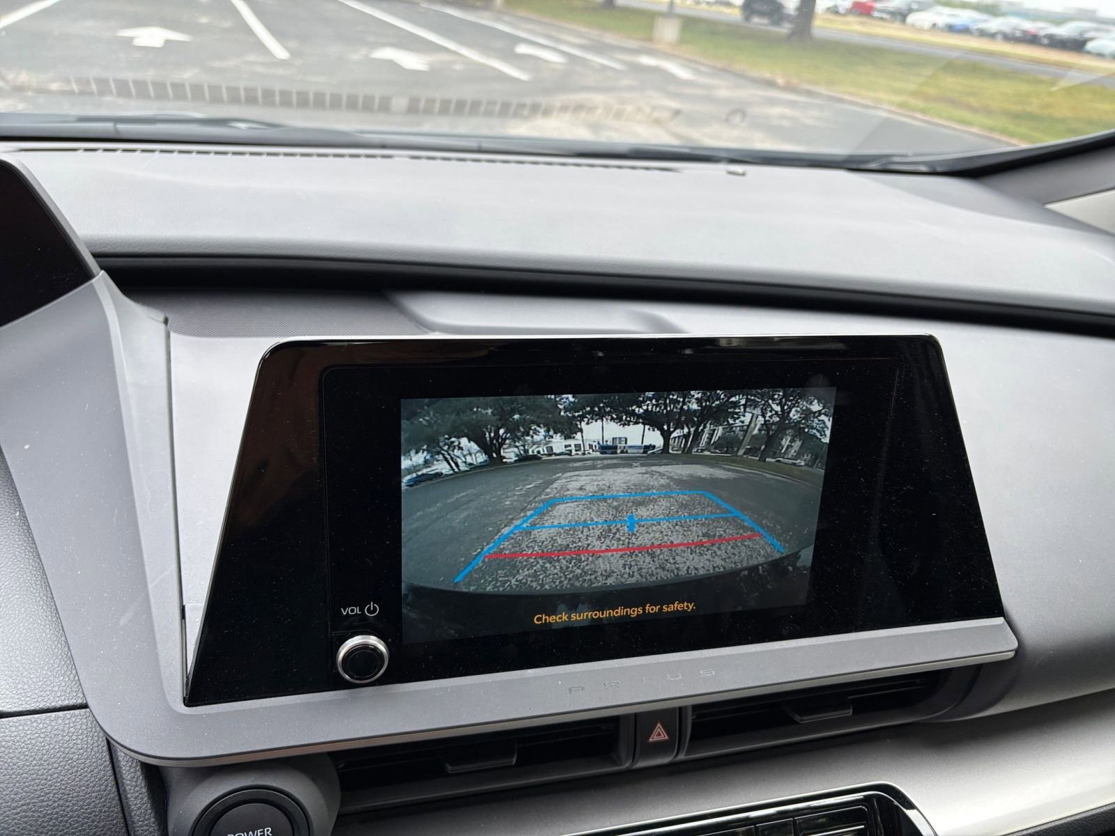 Thumbnail: 2025 Toyota Prius - 17