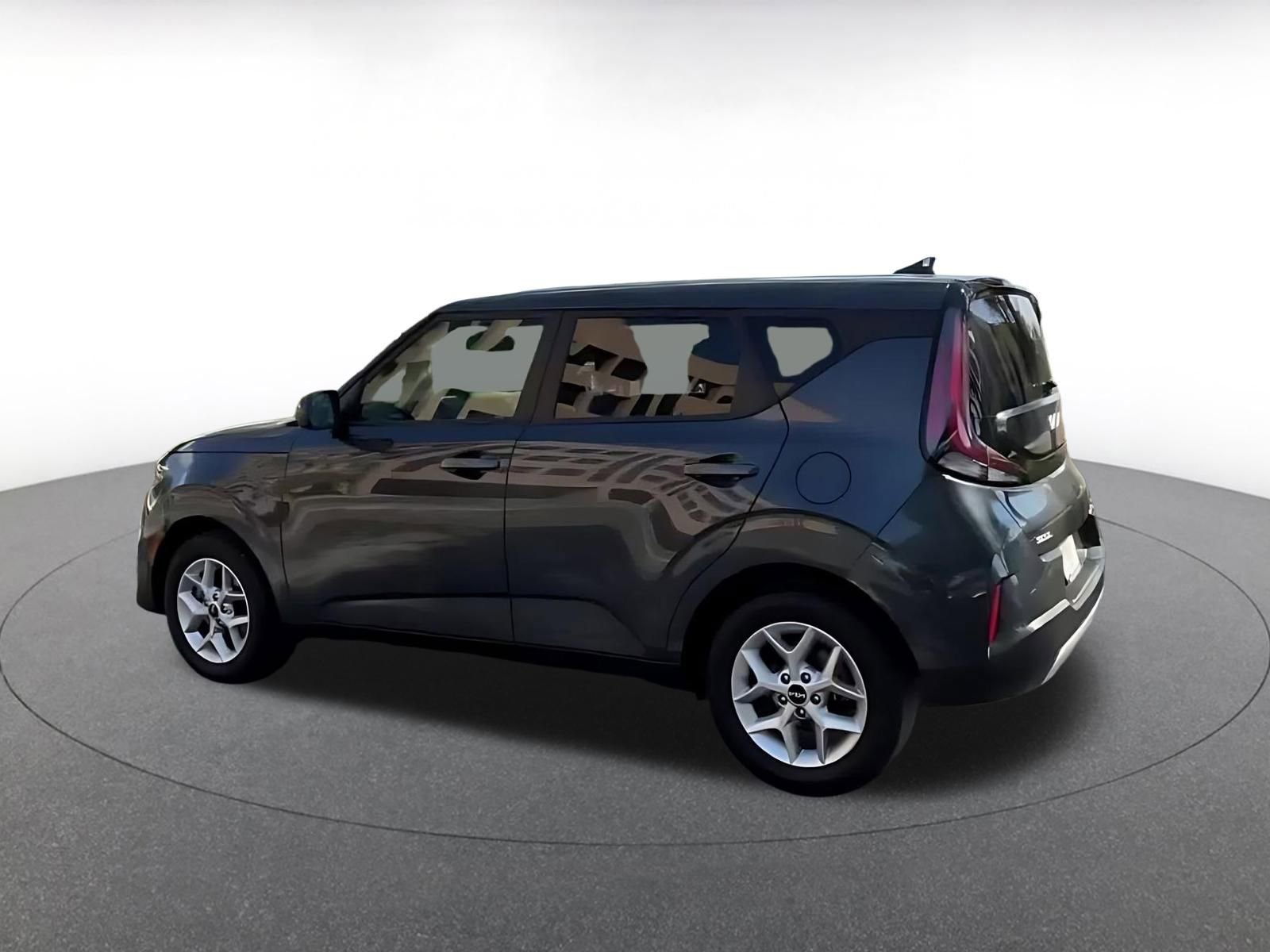 Thumbnail: 2025 Kia Soul - 10