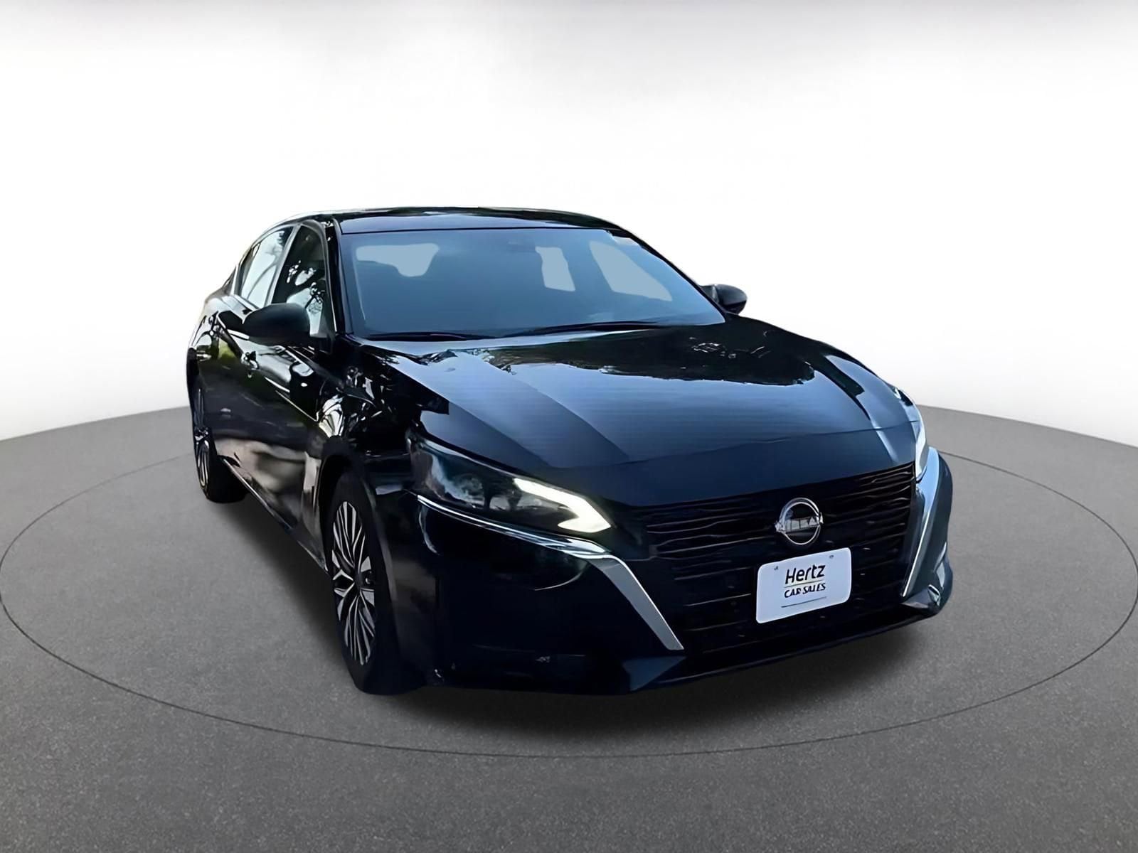 Thumbnail: 2025 Nissan Altima - 3