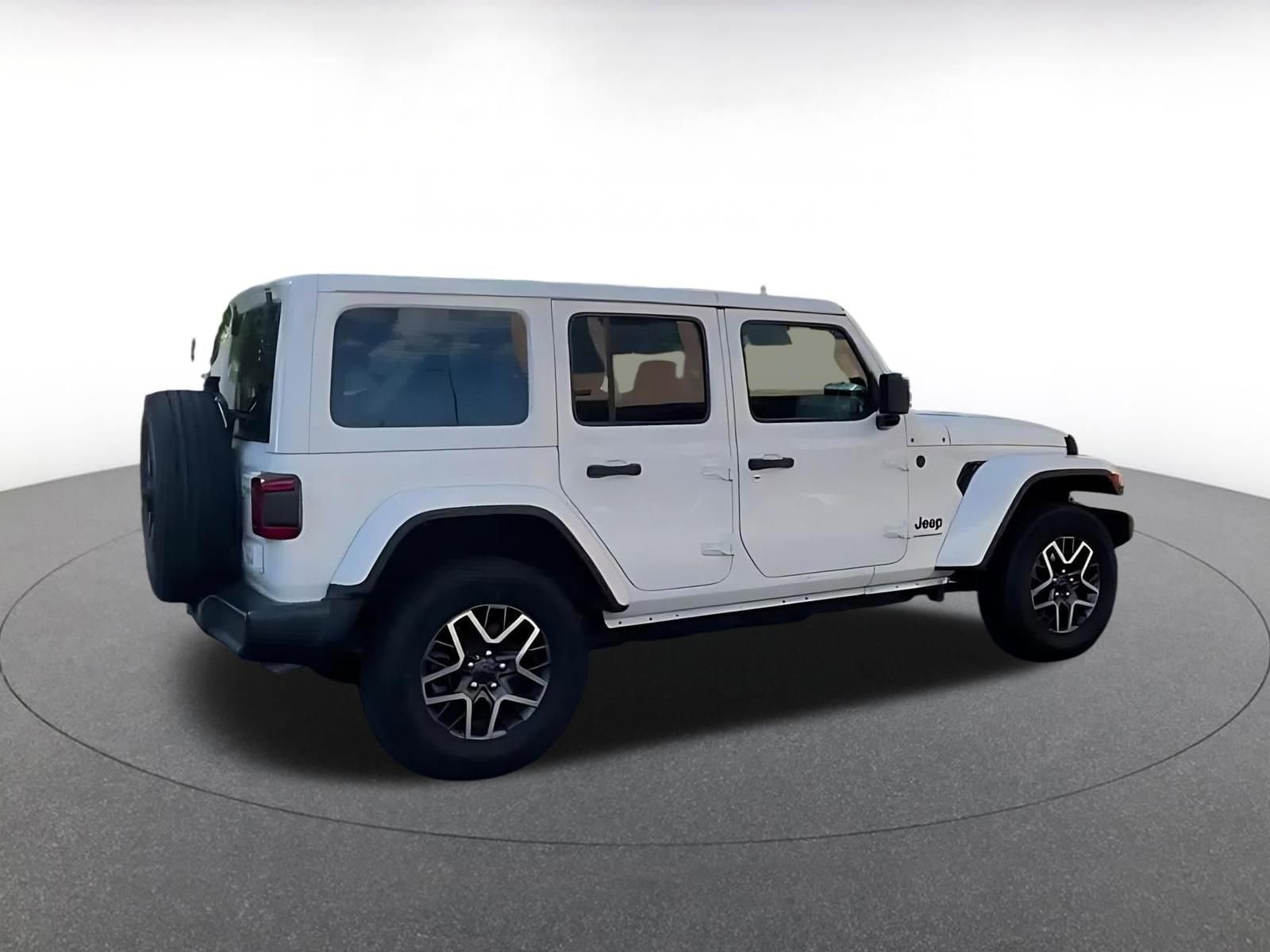 Thumbnail: 2025 Jeep Wrangler - 16
