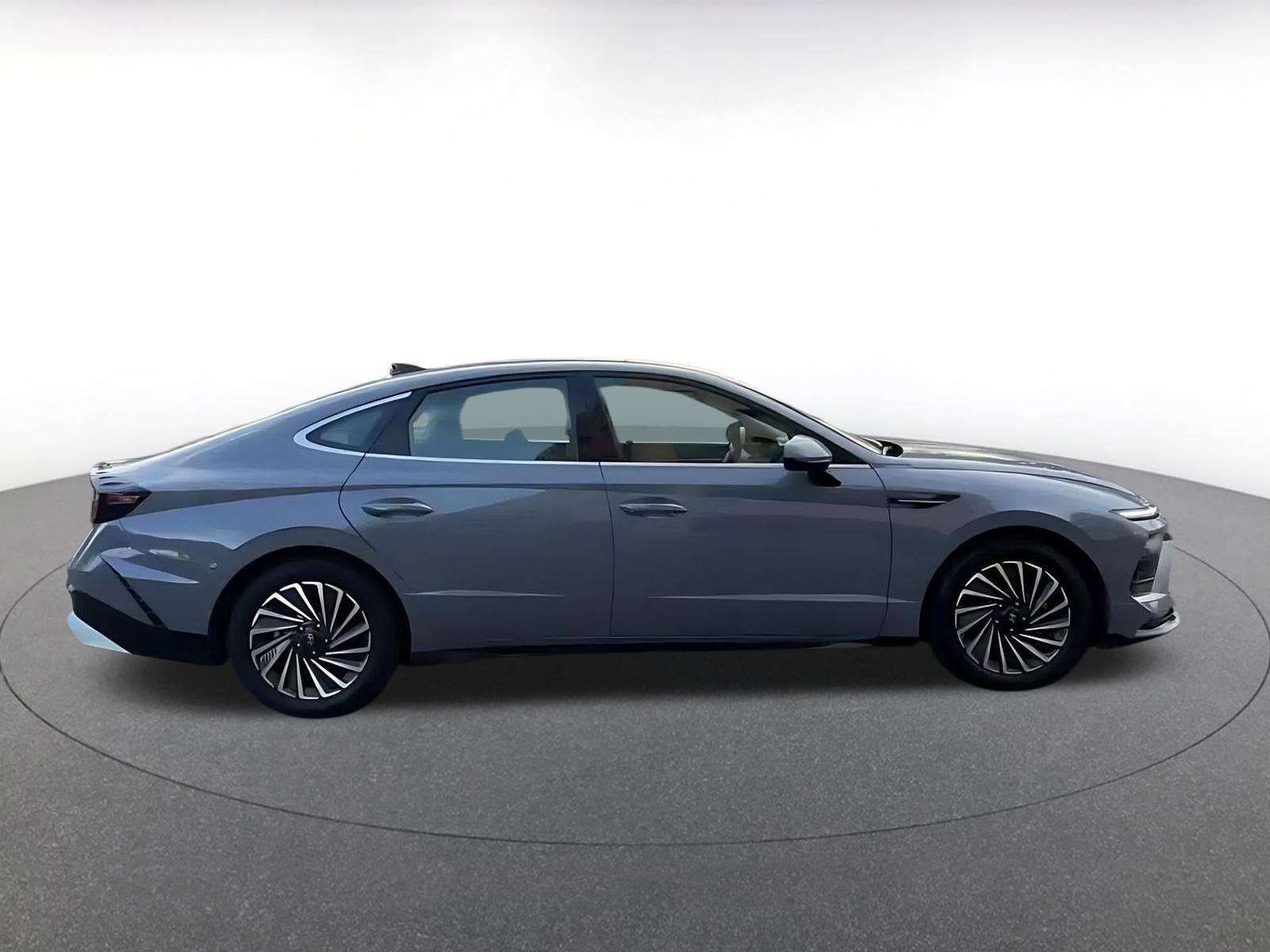 Thumbnail: 2025 Hyundai Sonata - 16