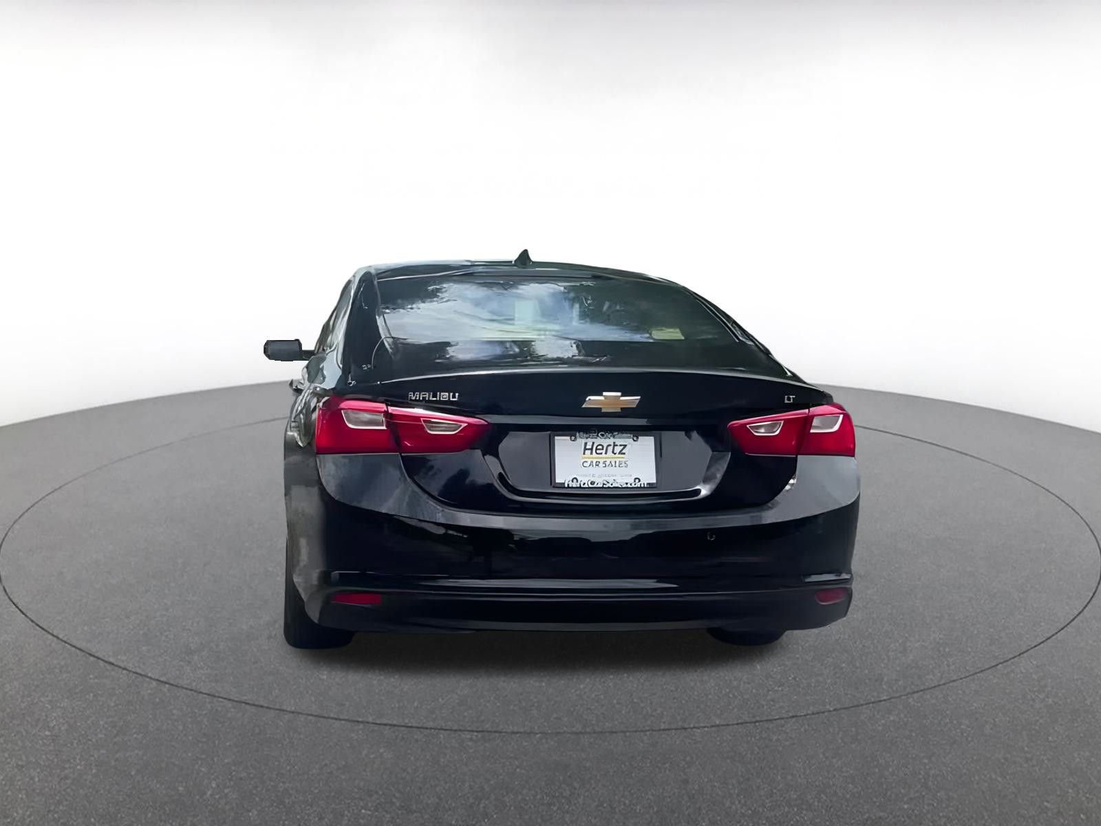Thumbnail: 2024 Chevrolet Malibu - 11
