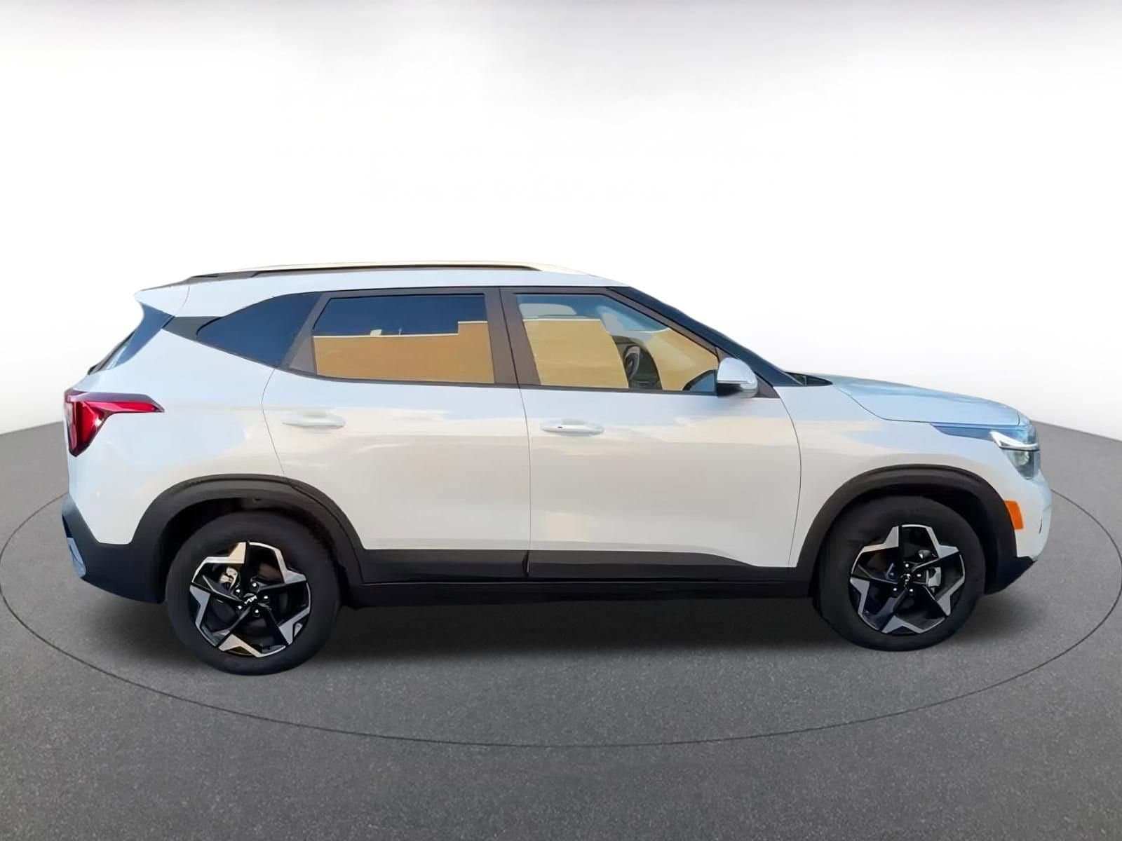 Thumbnail: 2025 Kia Seltos - 15