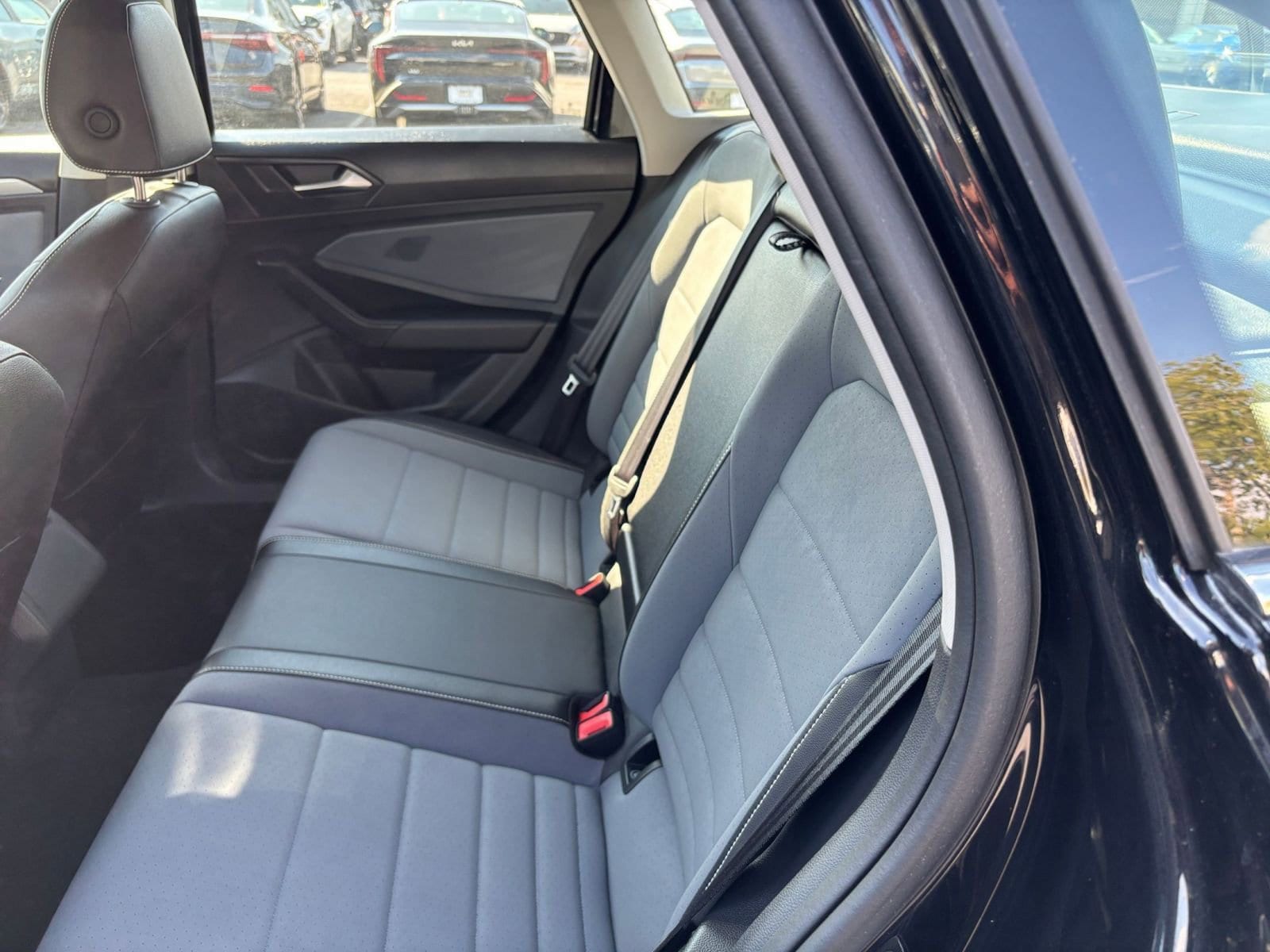 Thumbnail: 2025 Volkswagen Jetta - 23