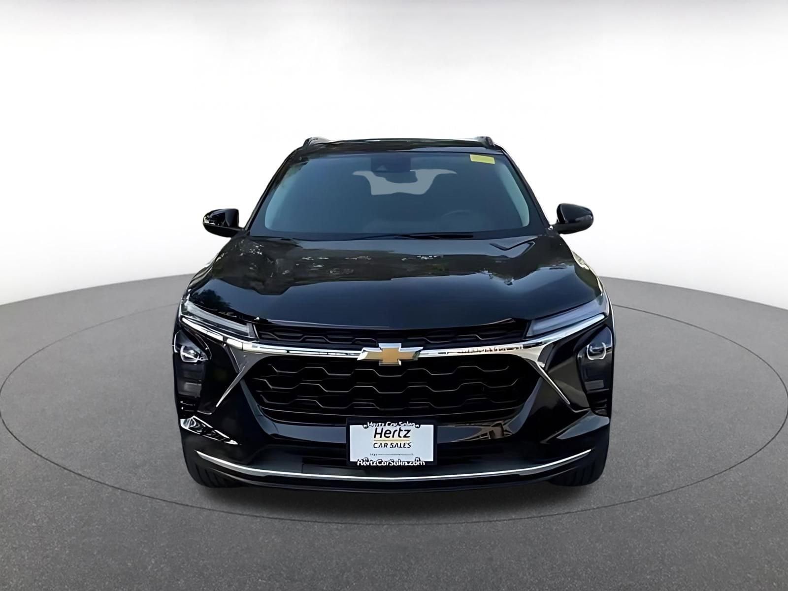 Thumbnail: 2025 Chevrolet Trax - 5