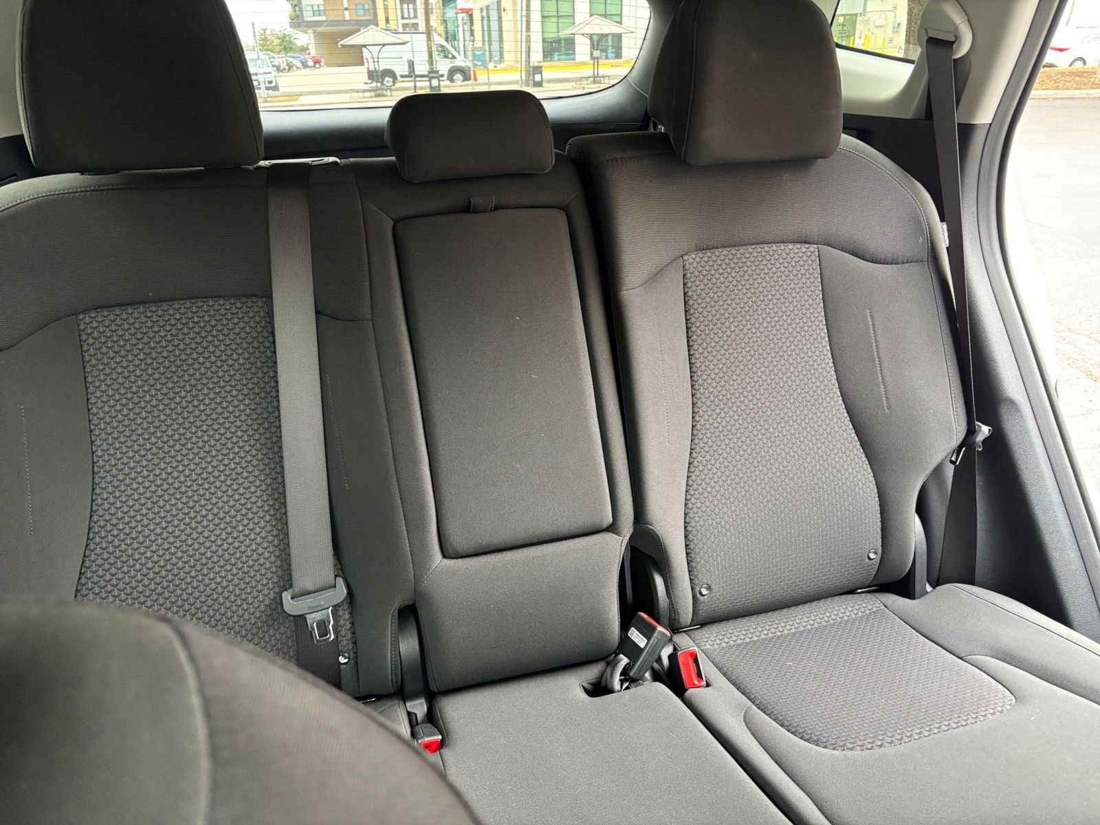 Thumbnail: 2025 Kia Sportage - 32