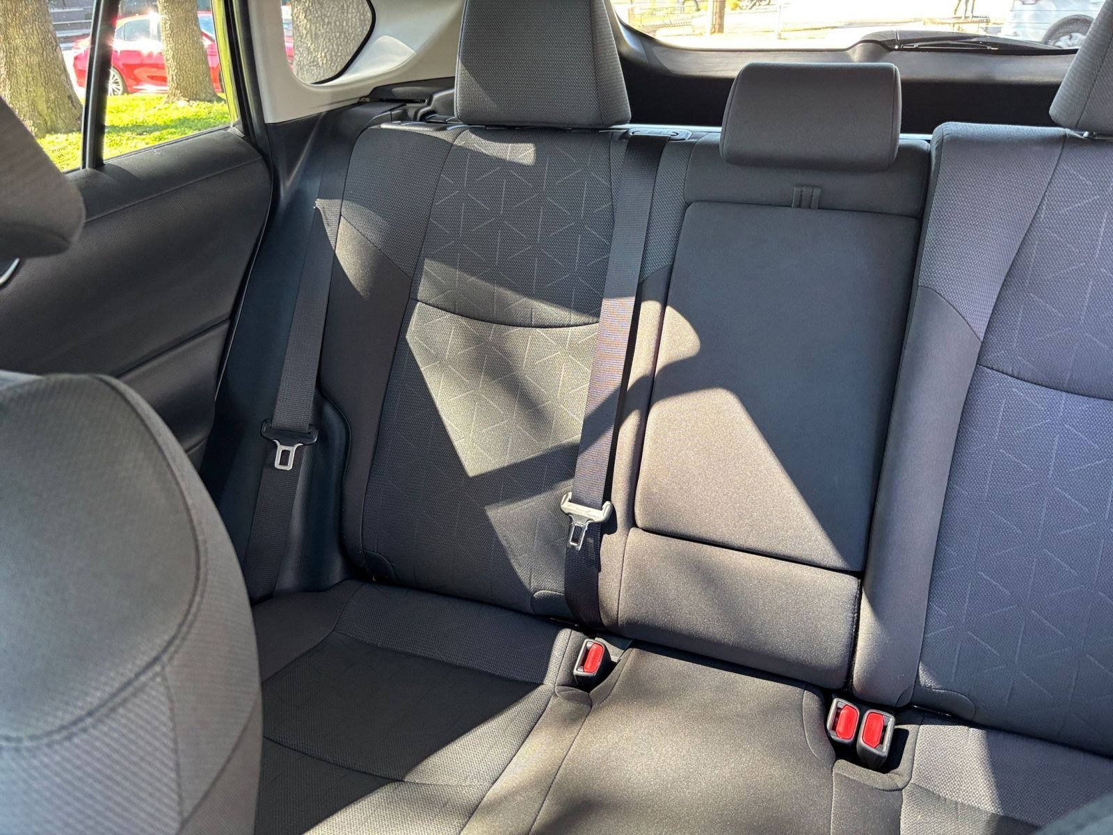 Thumbnail: 2025 Toyota RAV4 - 33