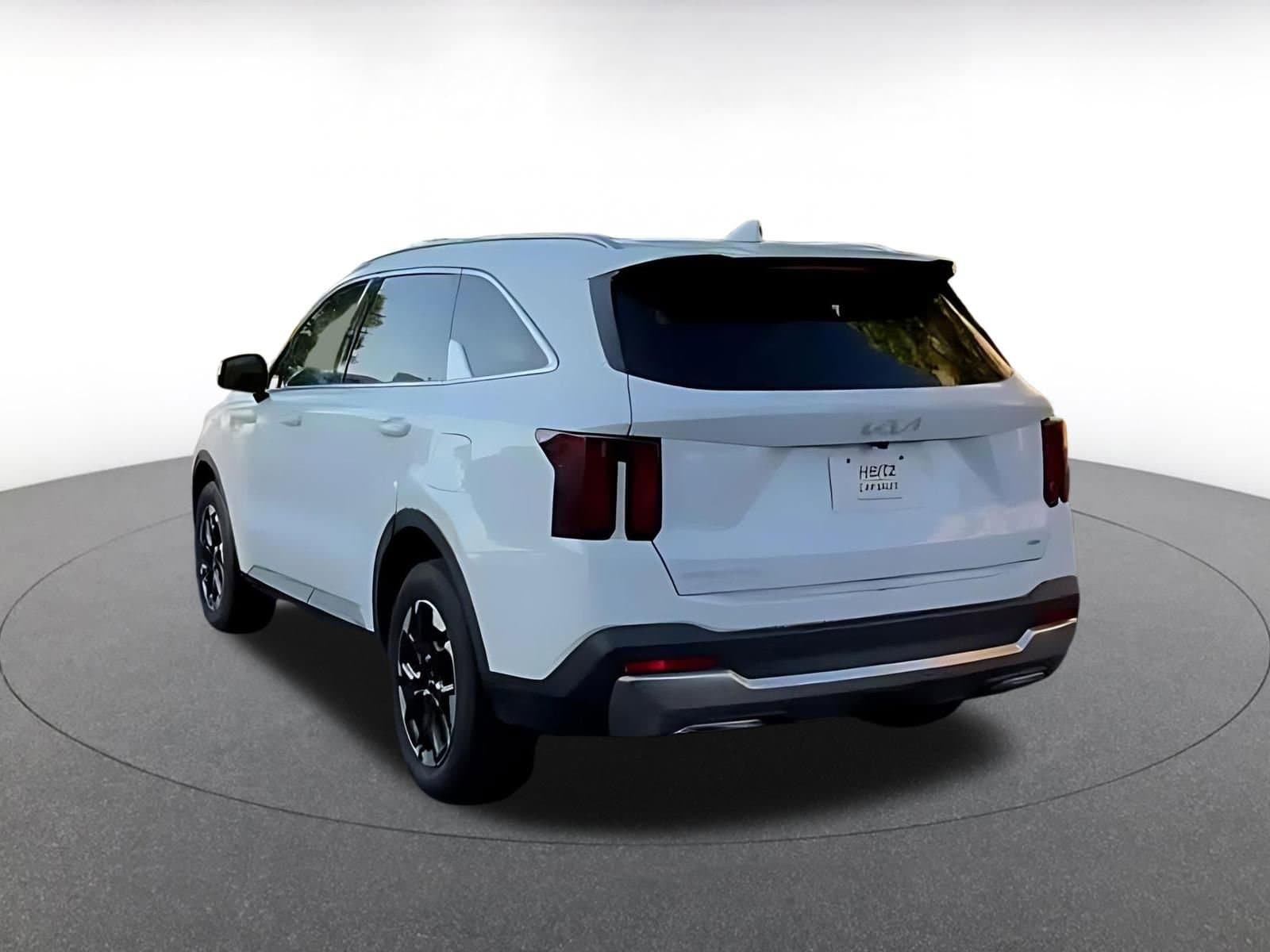 Thumbnail: 2024 Kia Sorento - 11