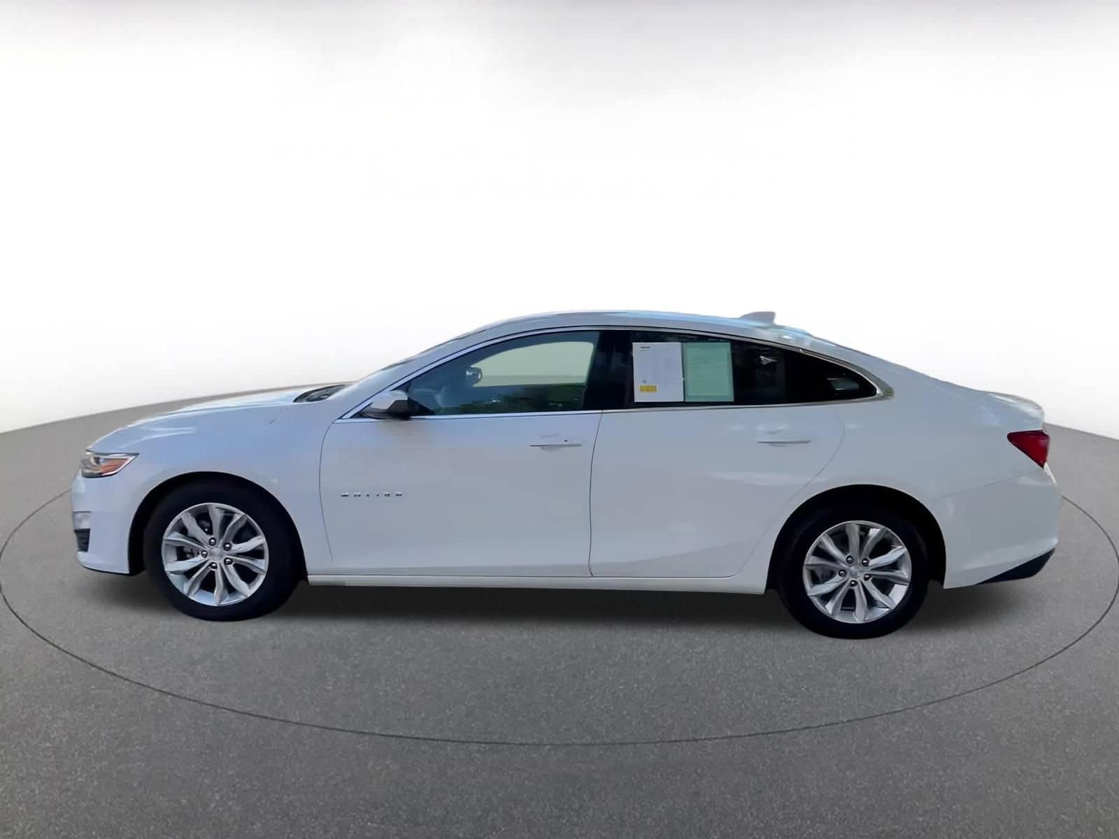 Thumbnail: 2024 Chevrolet Malibu - 8