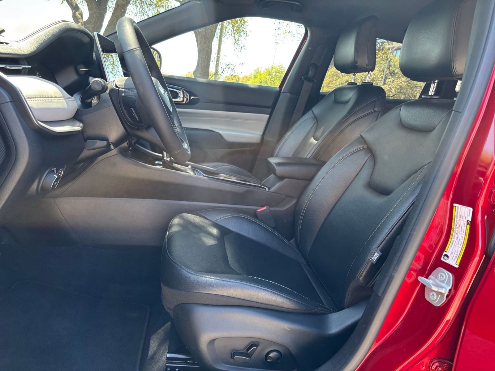 Thumbnail: 2025 Jeep Compass - 22