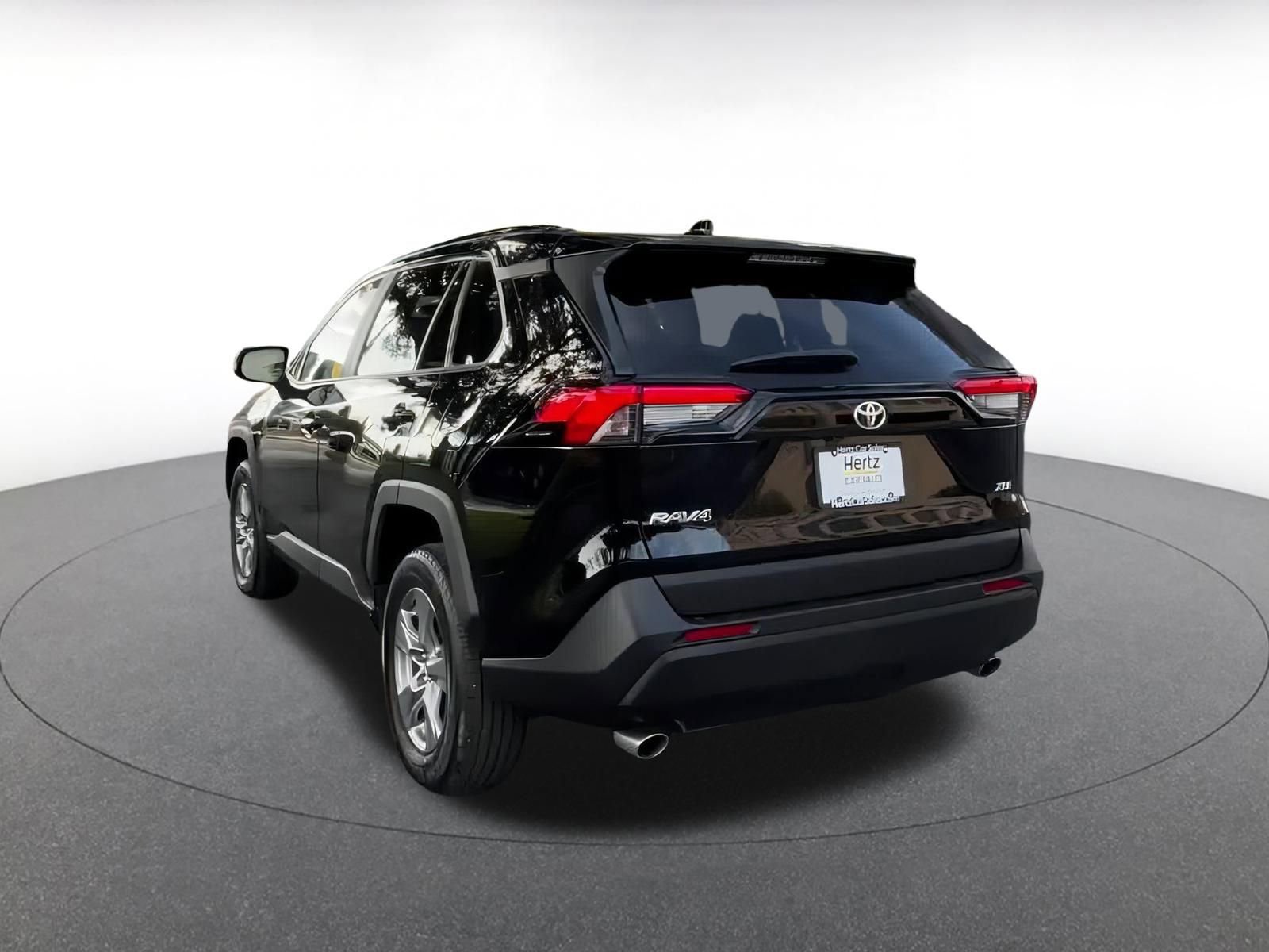 Thumbnail: 2025 Toyota RAV4 - 11