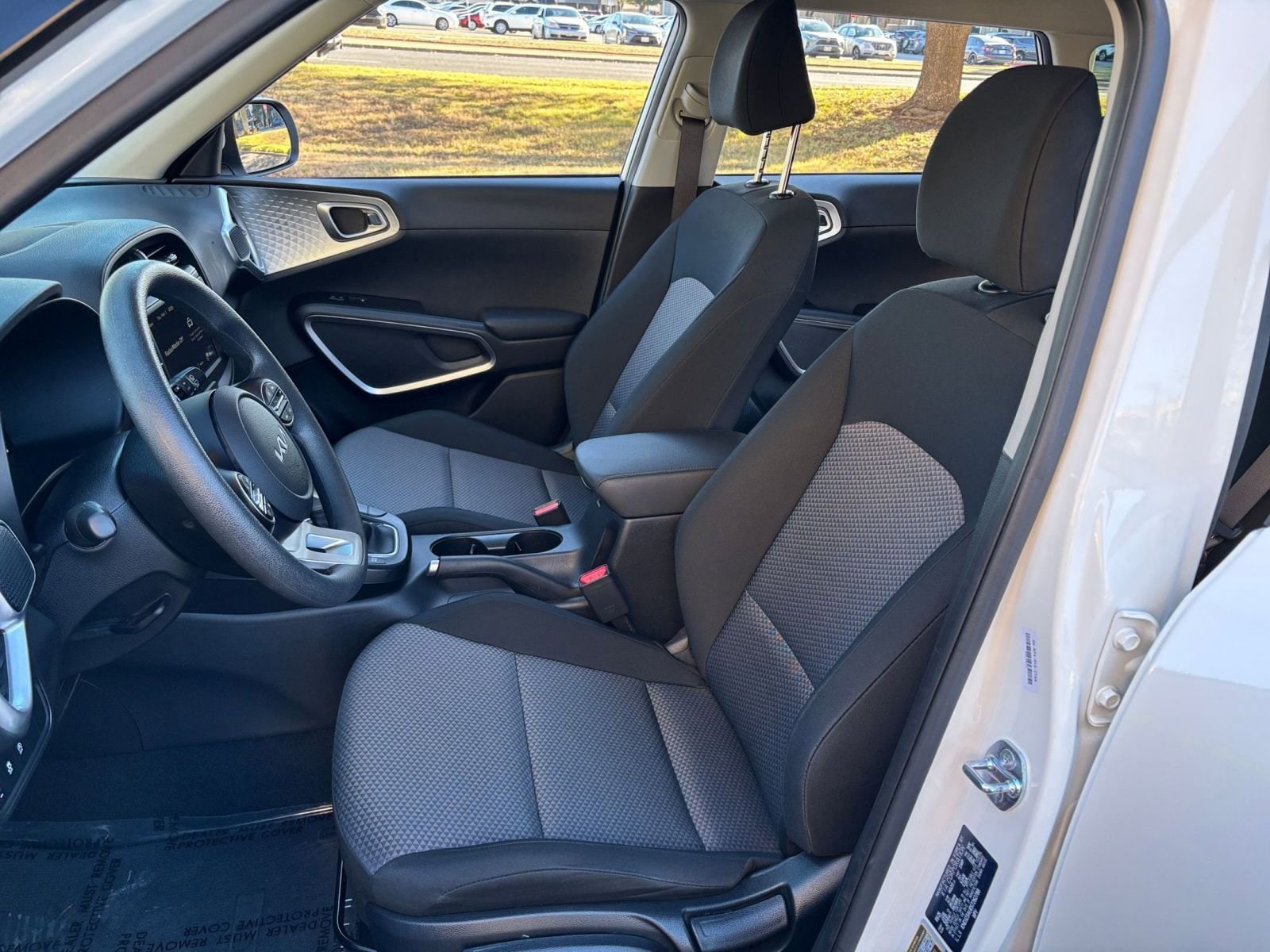 Thumbnail: 2025 Kia Soul - 31