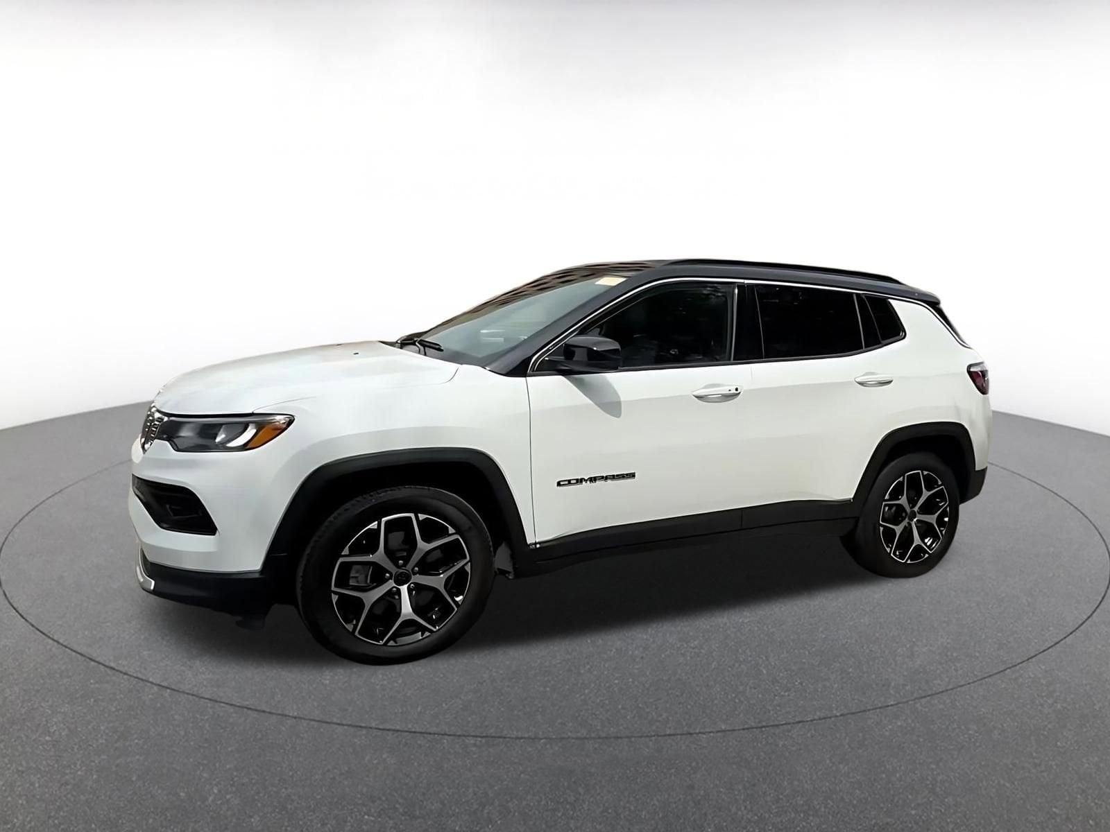 Thumbnail: 2025 Jeep Compass - 7