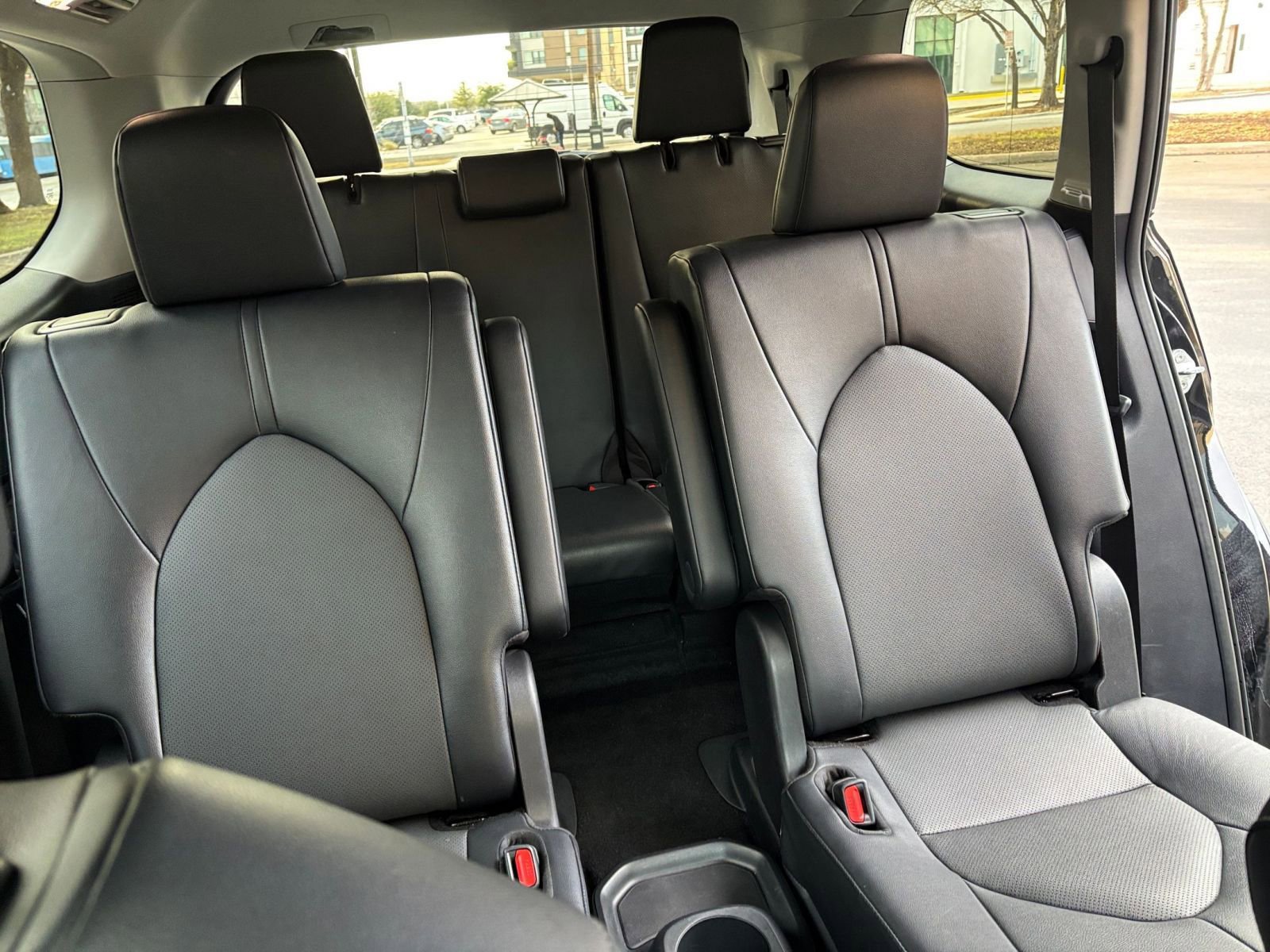 Thumbnail: 2024 Toyota Grand Highlander - 32