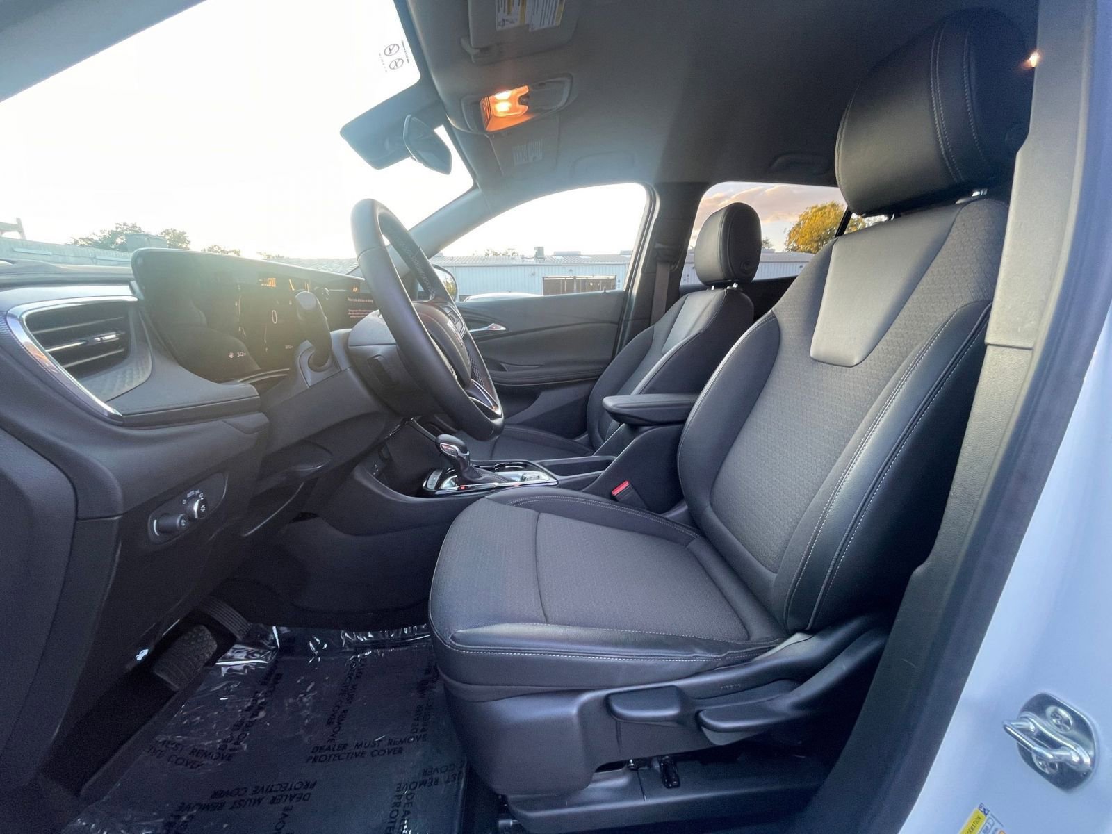 Thumbnail: 2025 Buick Encore GX - 21