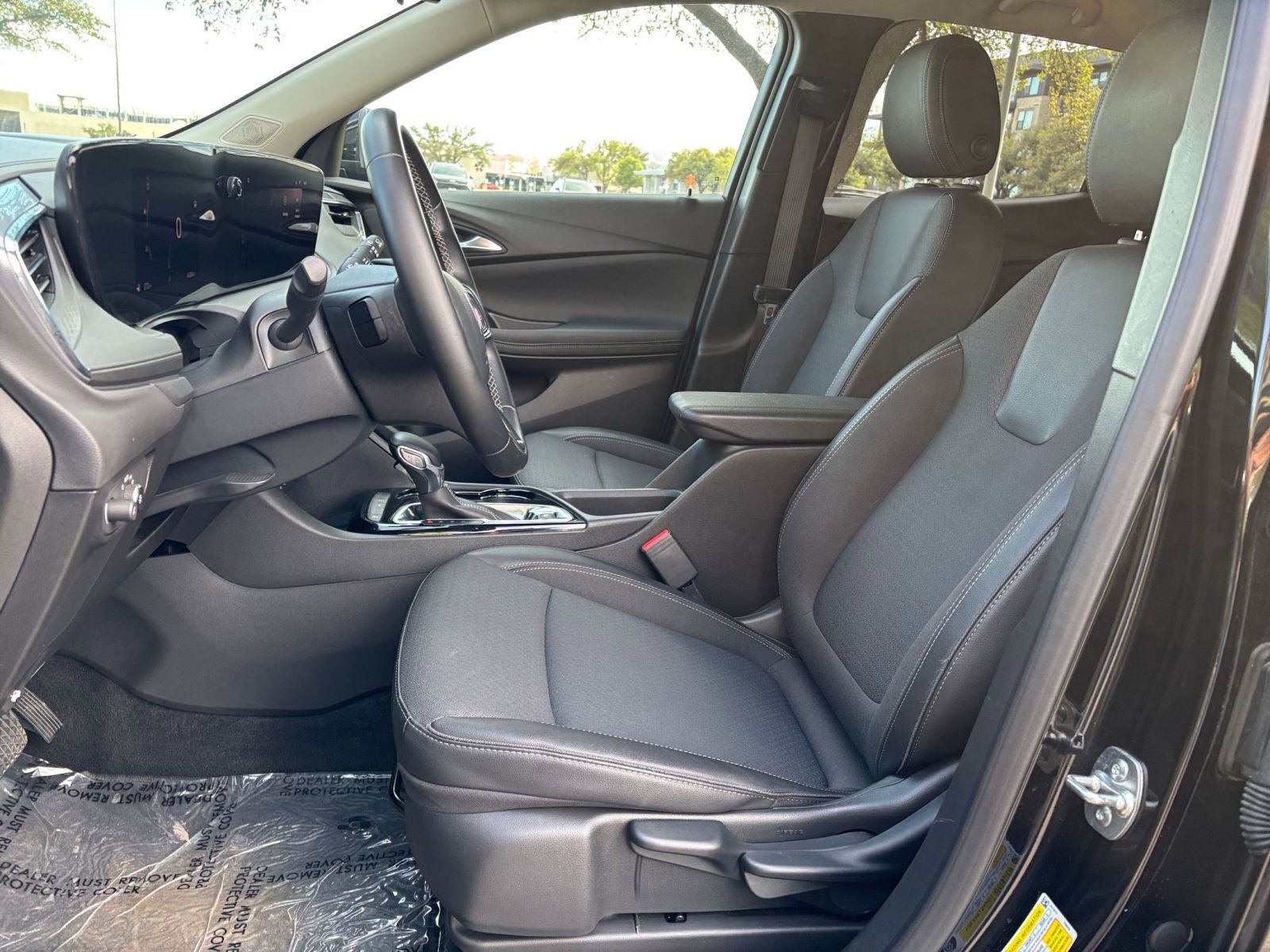 Thumbnail: 2025 Buick Encore GX - 22